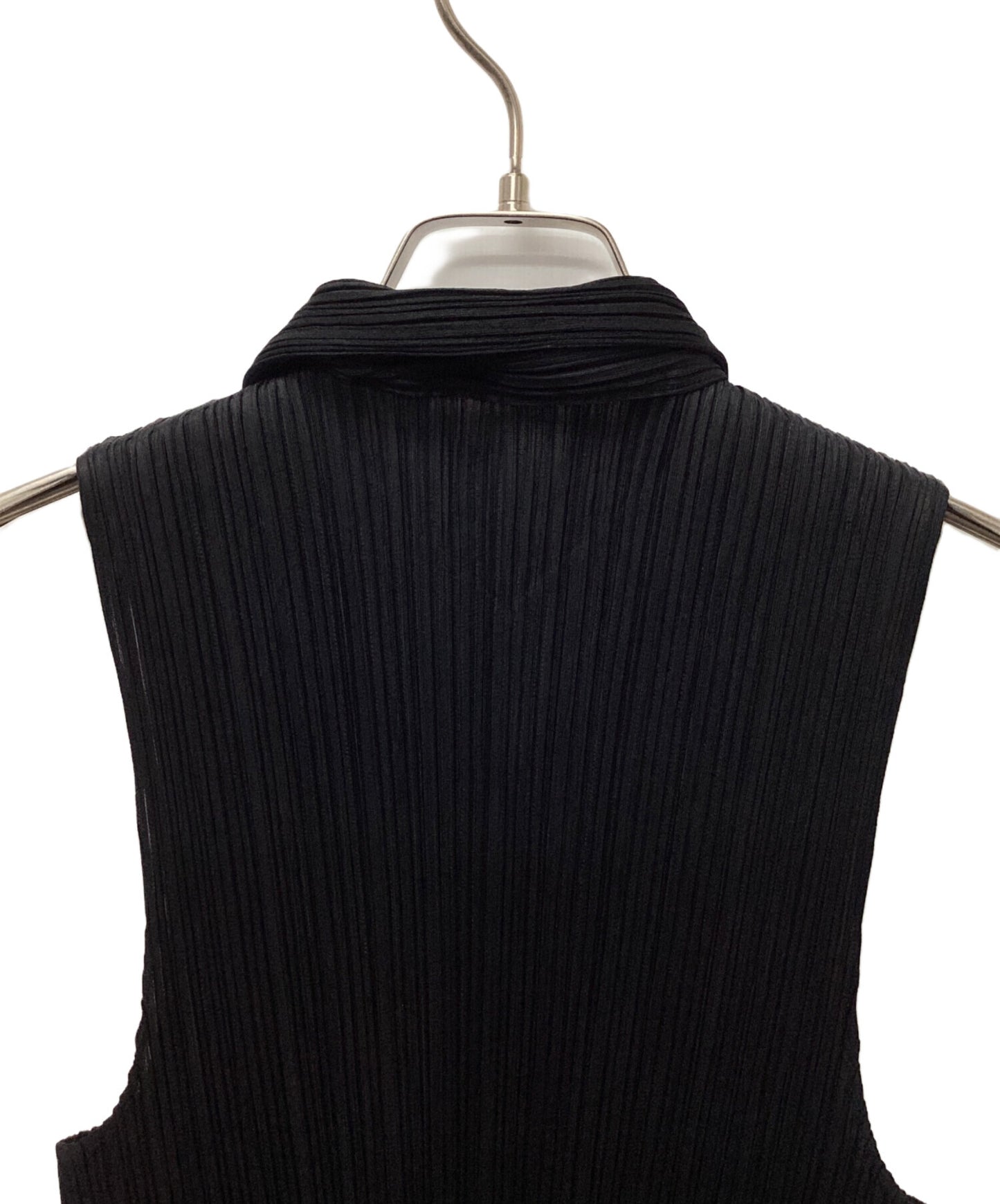 [Pre-owned] ISSEY MIYAKE Zip-up sleeveless jacket PP04-JE384