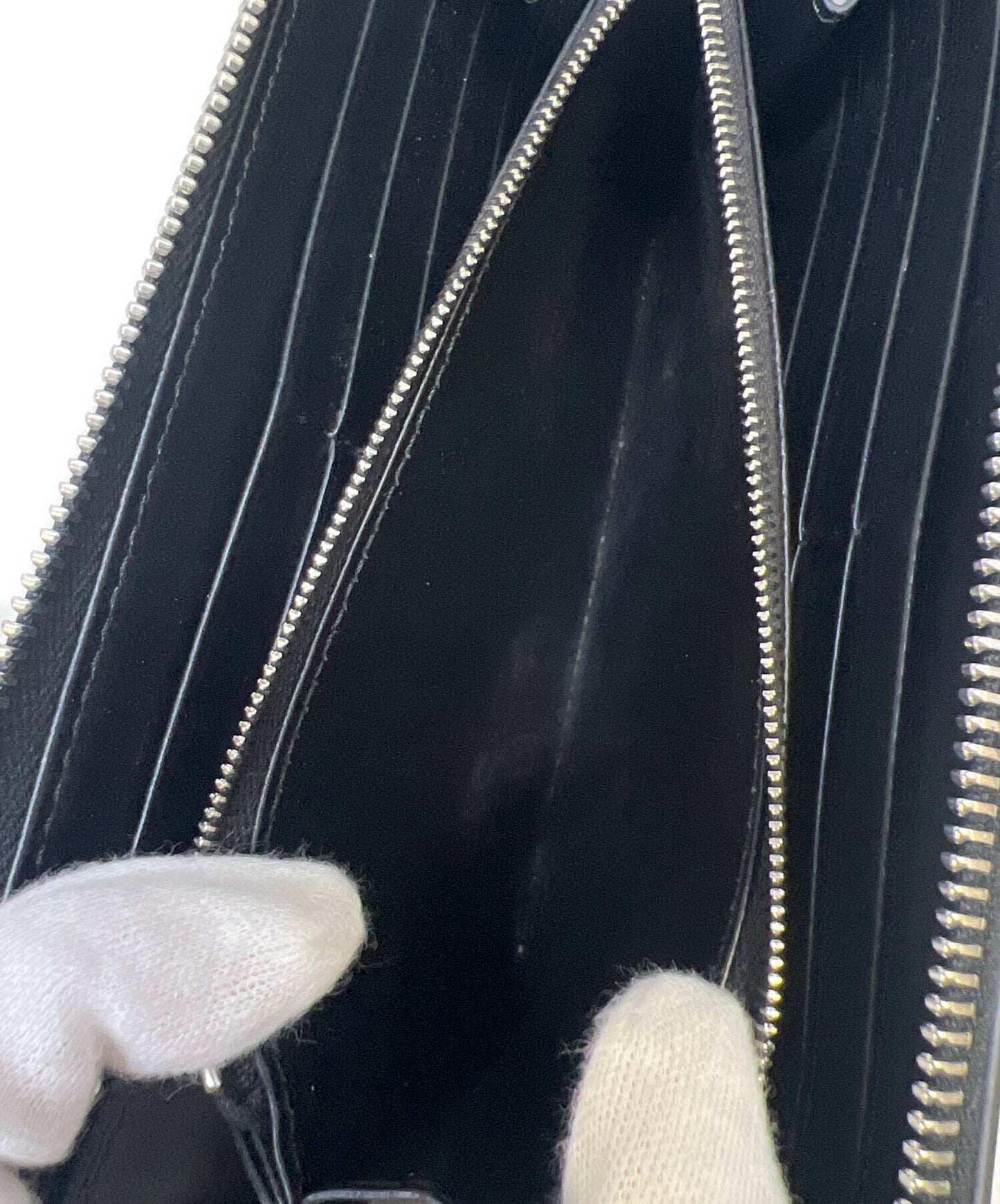 [Pre-owned] CELINE Round Zipper Long Wallet 10B553FQC