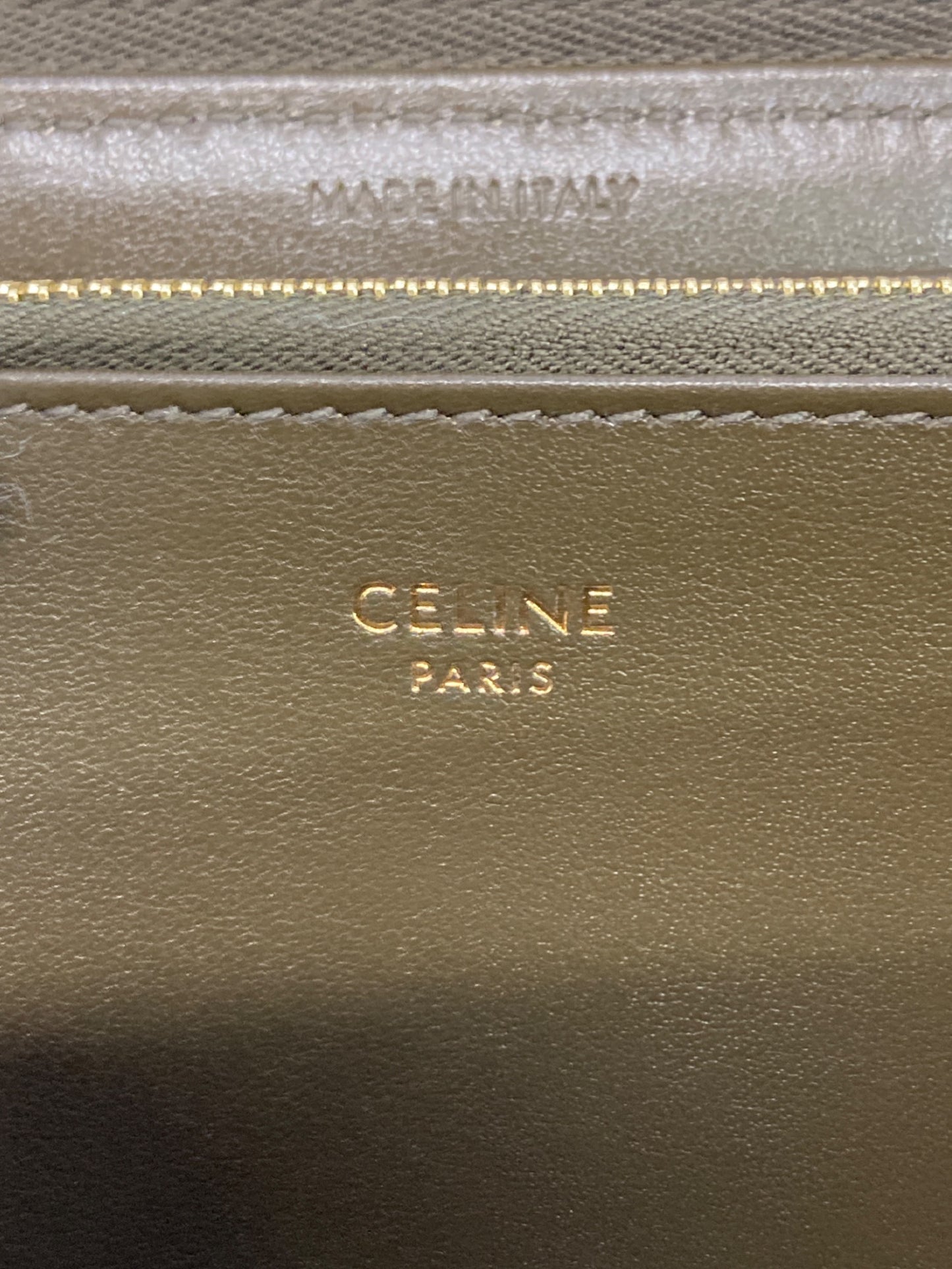 [Pre-owned] CELINE Round Zipper Wallet
