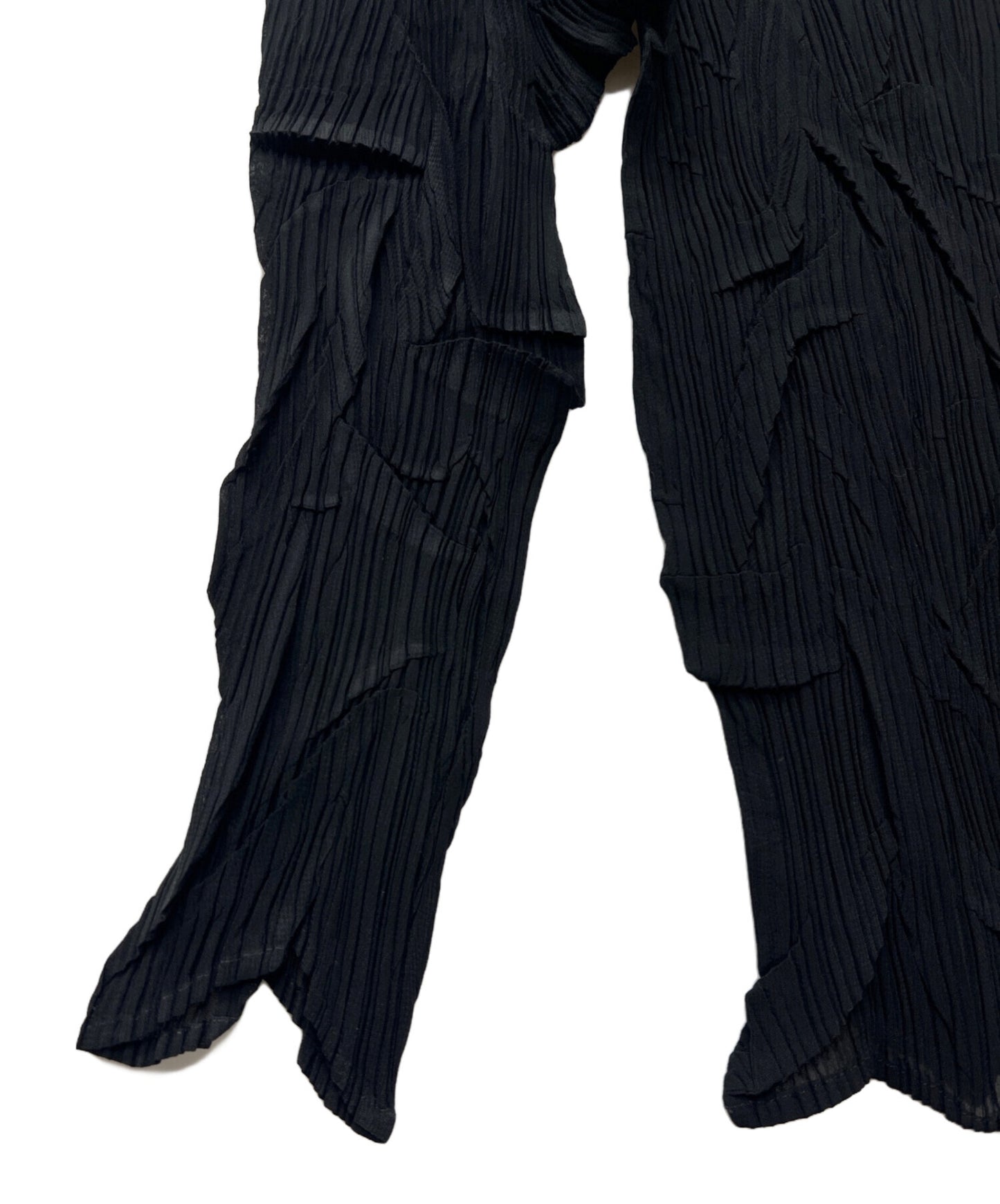 [Pre-owned] ISSEY MIYAKE Pleated high neck cut and sewn IM41-FJ807