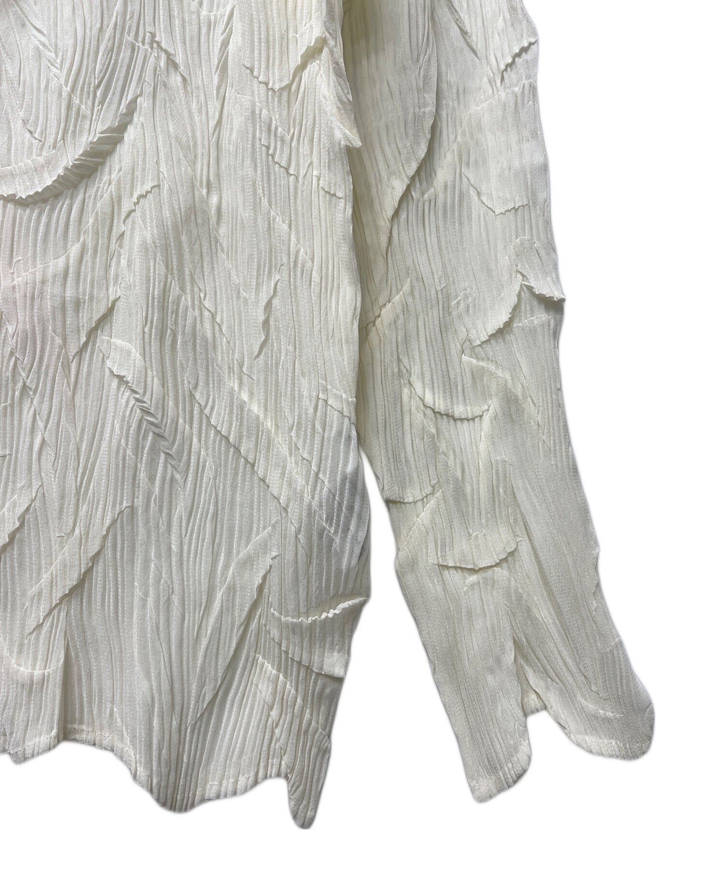 [Pre-owned] ISSEY MIYAKE Pleated high neck cut and sewn IM41-FJ807