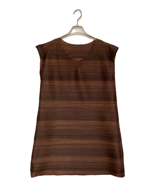 [Pre-owned] PLEATS PLEASE sleeveless cut and sewn