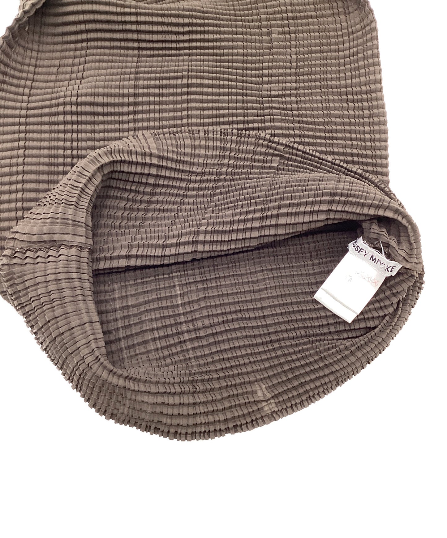 [Pre-owned] ISSEY MIYAKE High Neck Pleated Cut and Sewn IM92-FJ509