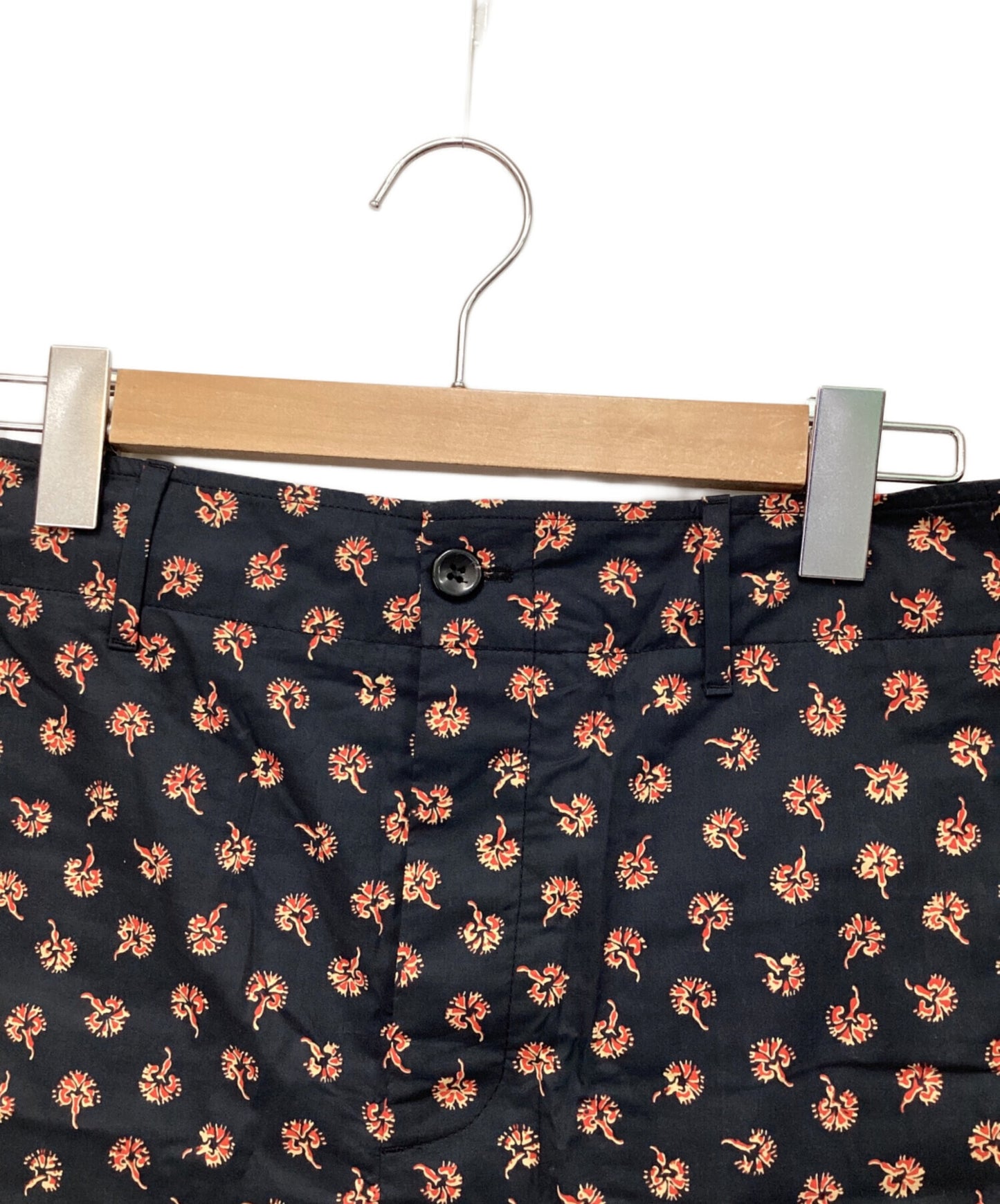 [Pre-owned] GUCCI flower-patterned shorts 405932 Z3935