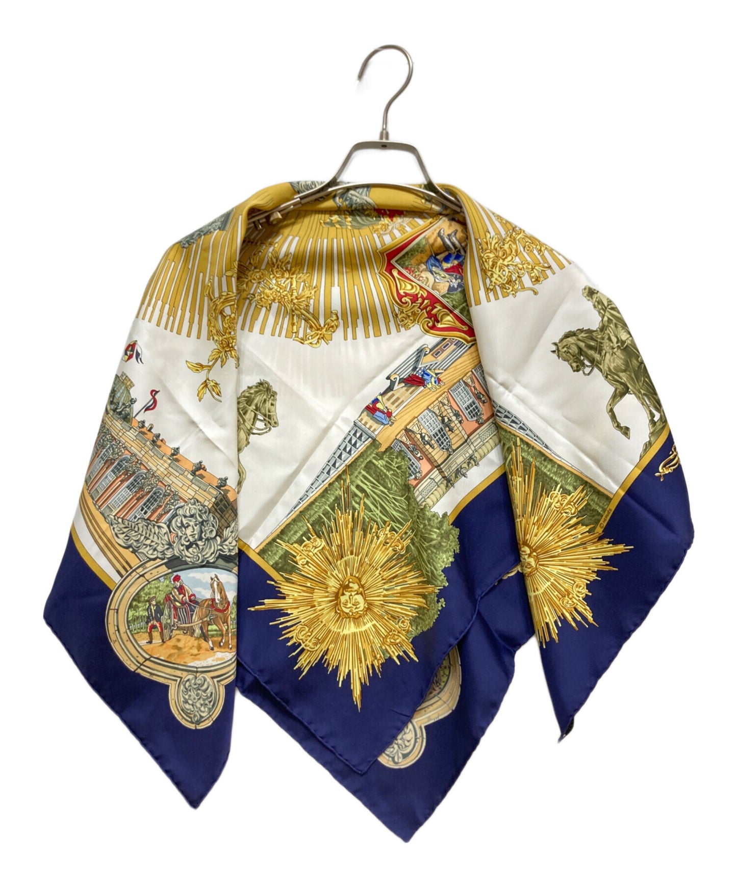 [Pre-owned] HERMES silk scarf