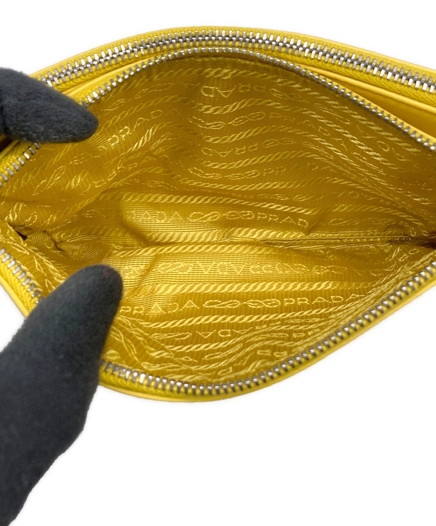 [Pre-owned] PRADA pouch 1MB259