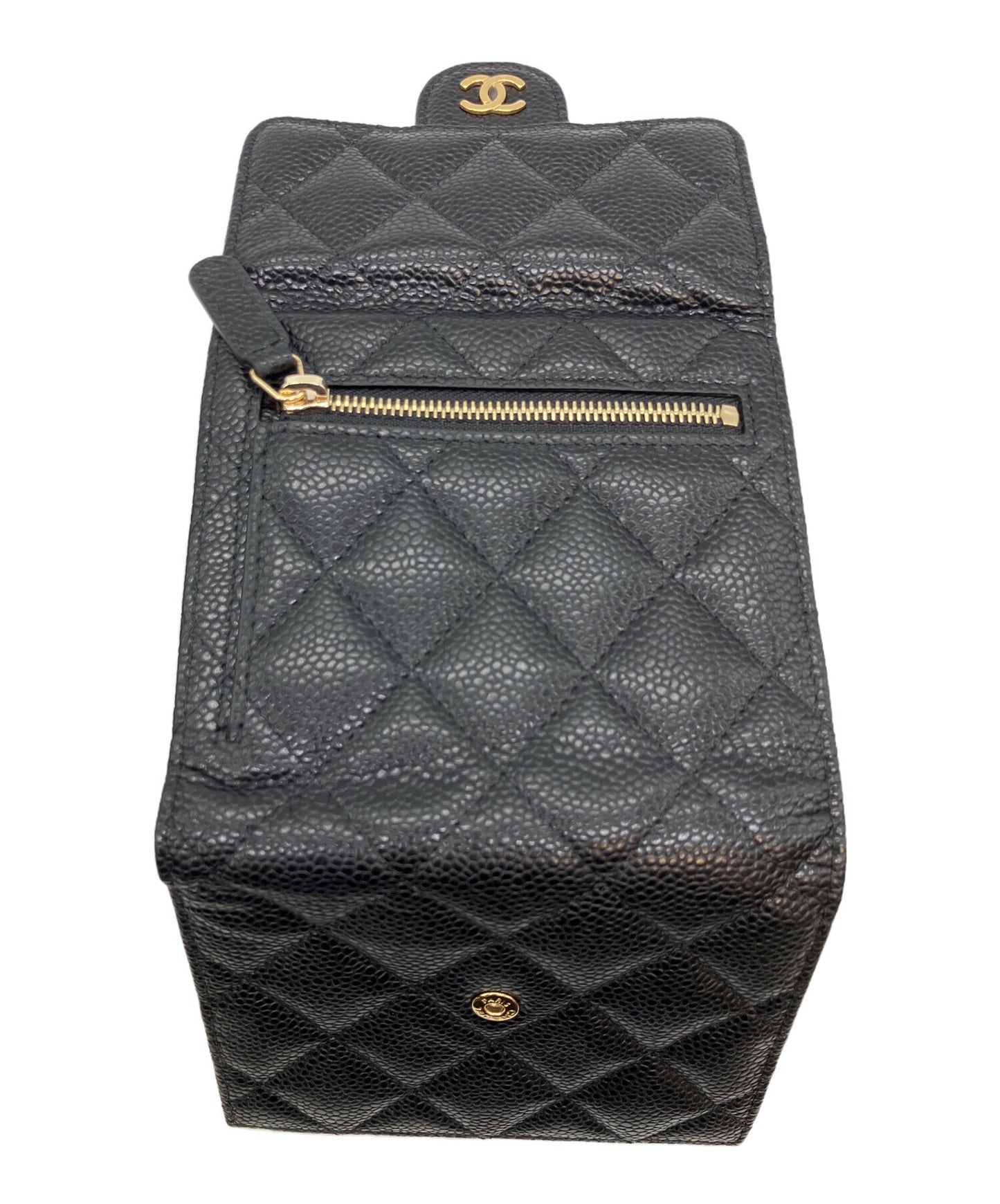 [Pre-owned] CHANEL Matelassé Tri-Fold Wallet AP0231
