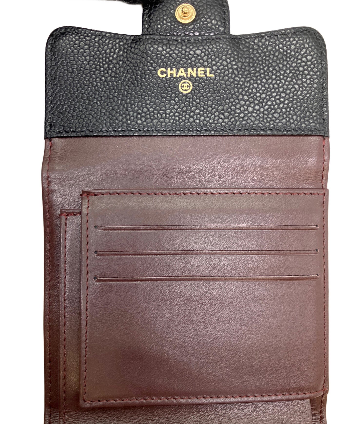 [Pre-owned] CHANEL Matelassé Tri-Fold Wallet AP0231
