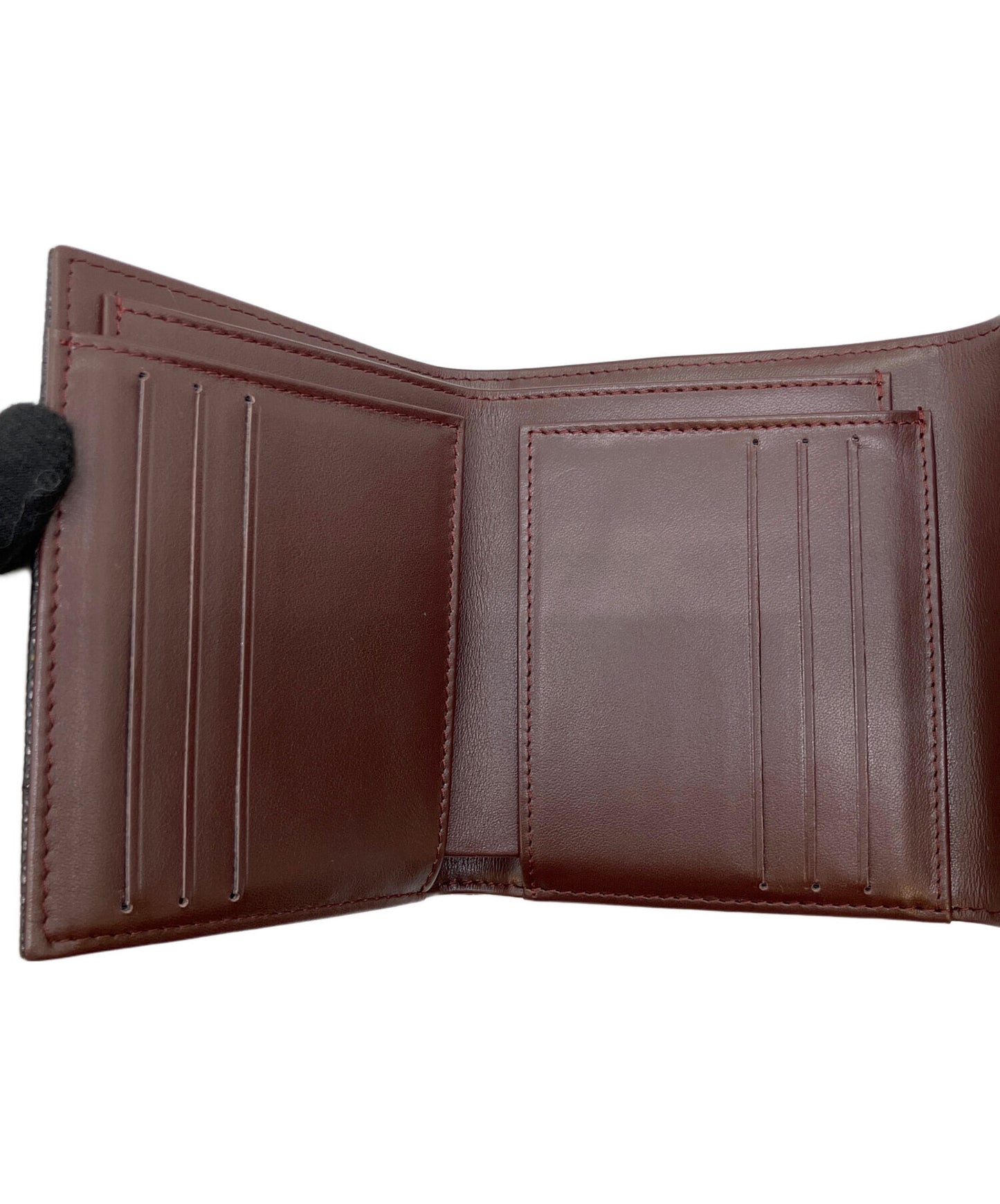 [Pre-owned] CHANEL Matelassé Tri-Fold Wallet AP0231
