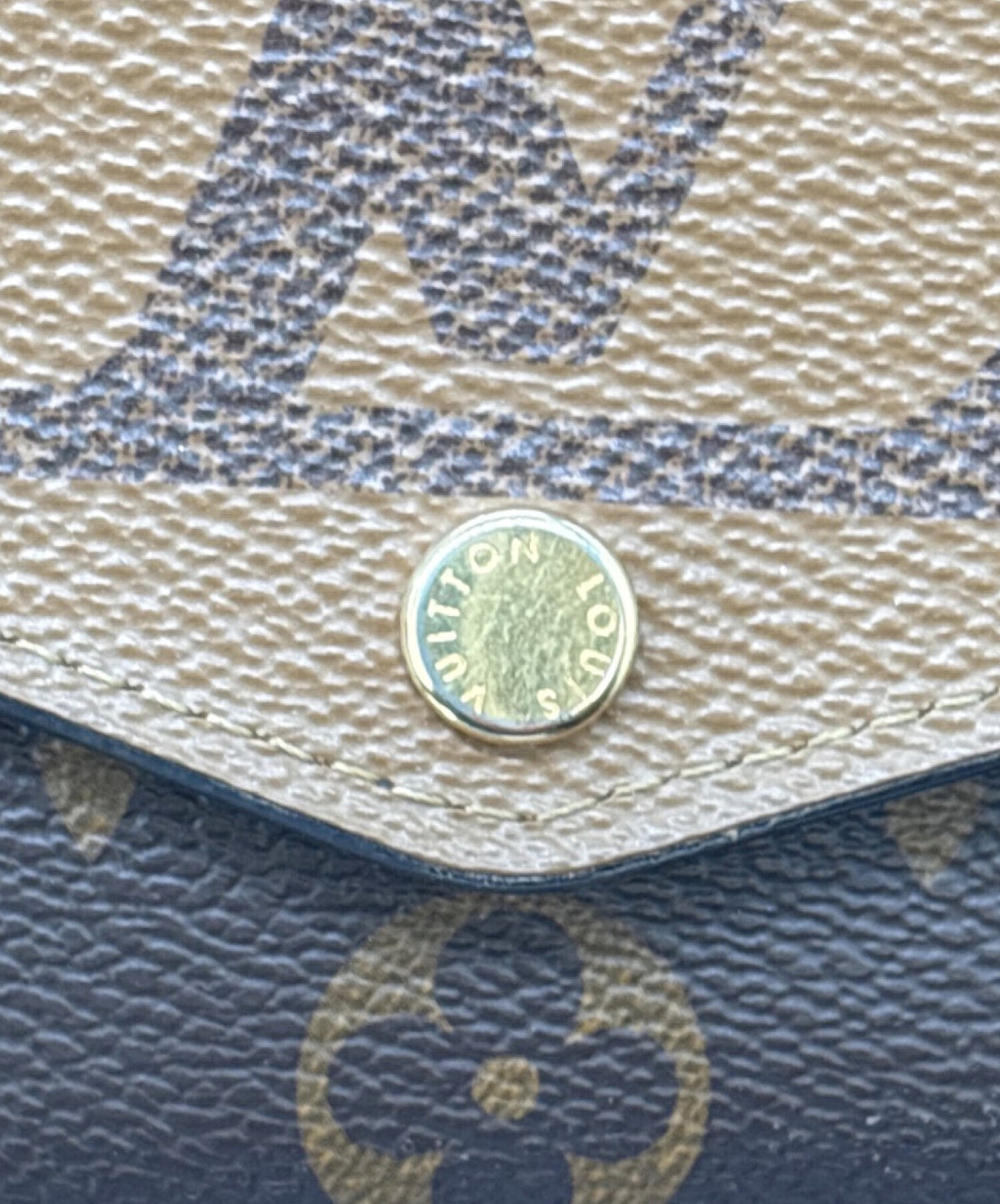 [Pre-owned] LOUIS VUITTON Long wallet / Monogram Giant Reverse M80726