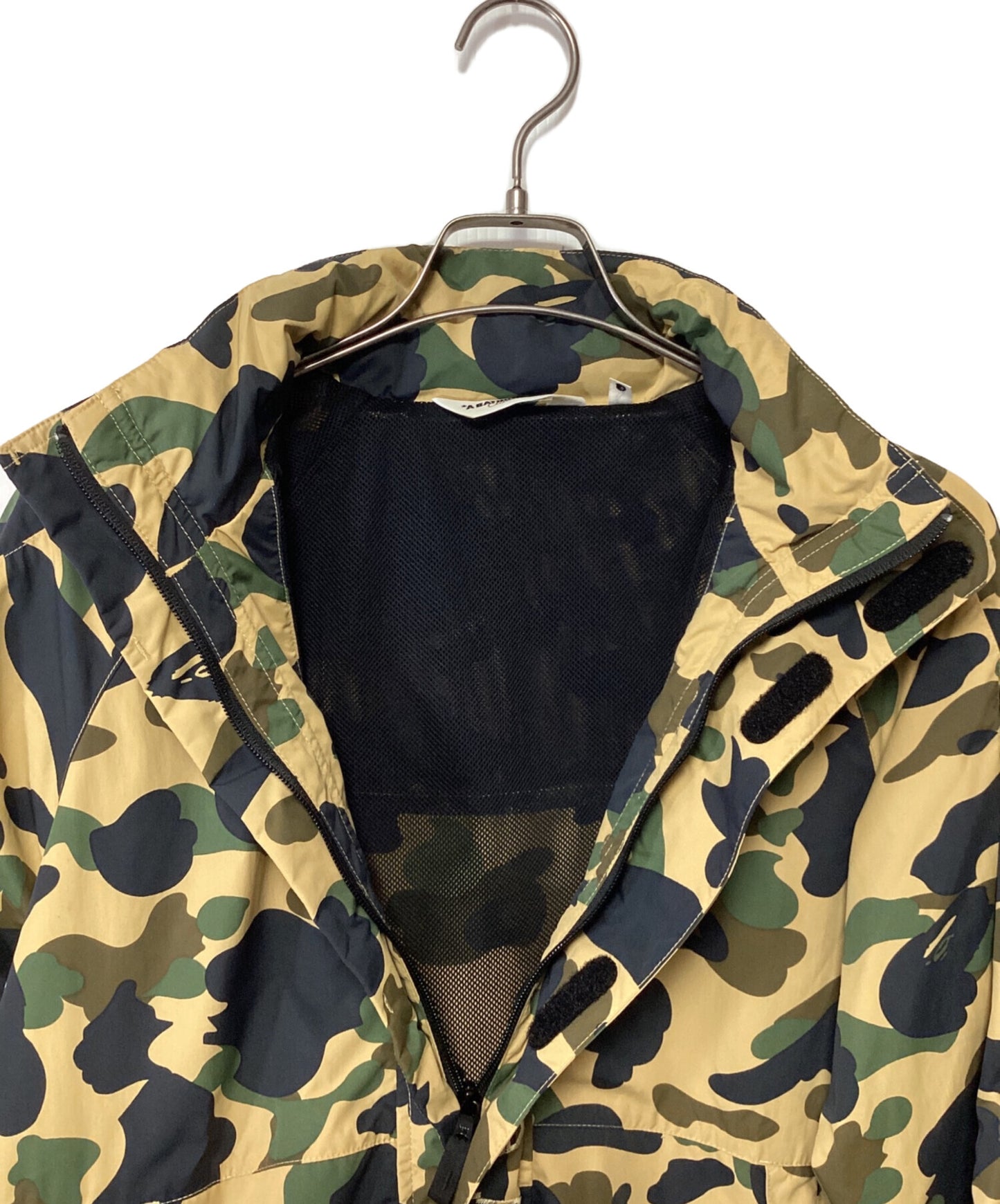 [Pre-owned] A BATHING APE nylon jacket