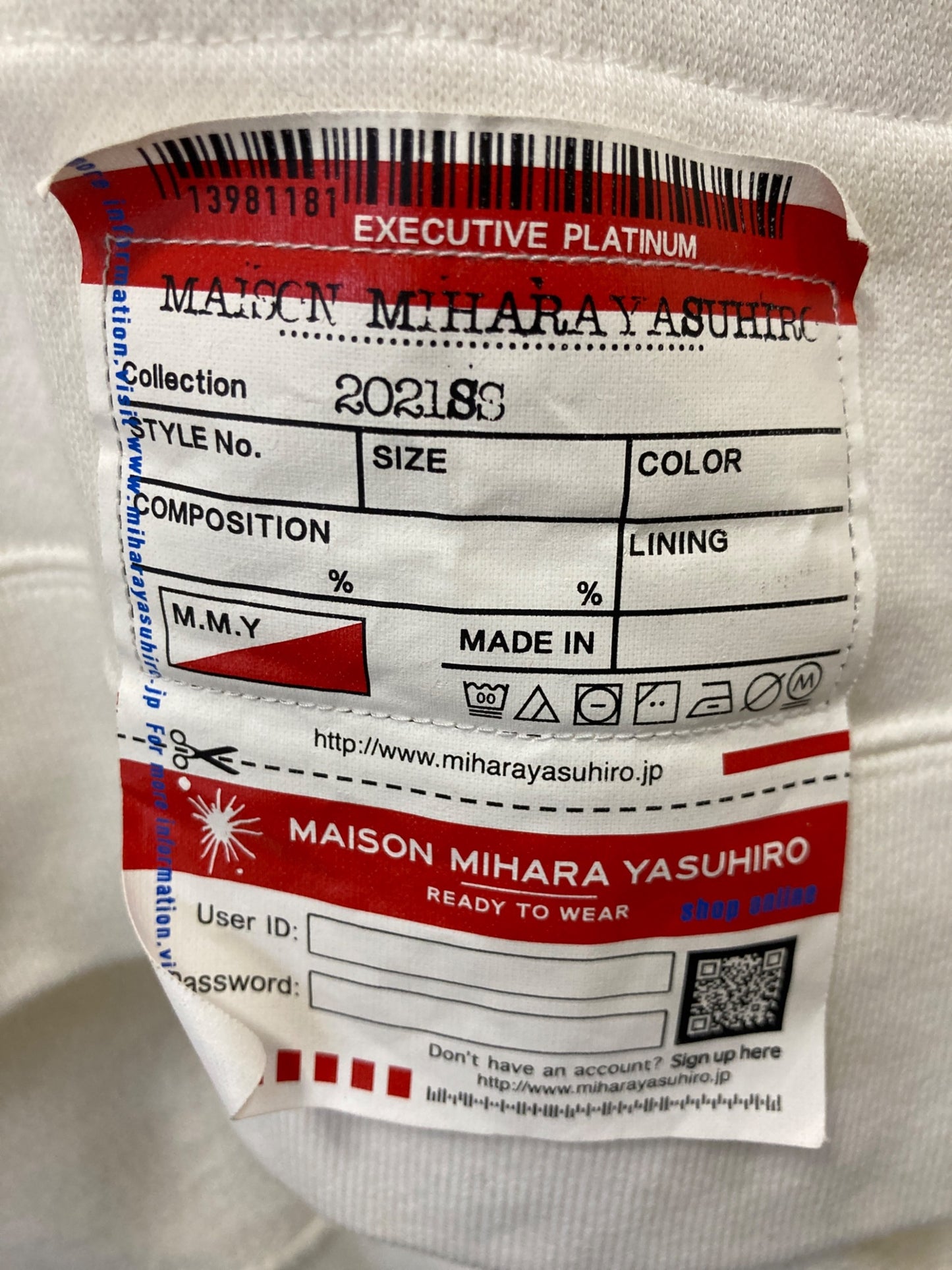 [Pre-owned] Maison MIHARA YASUHIRO Cropped Deformed Faux Sleeve Sweatshirt B06PO561