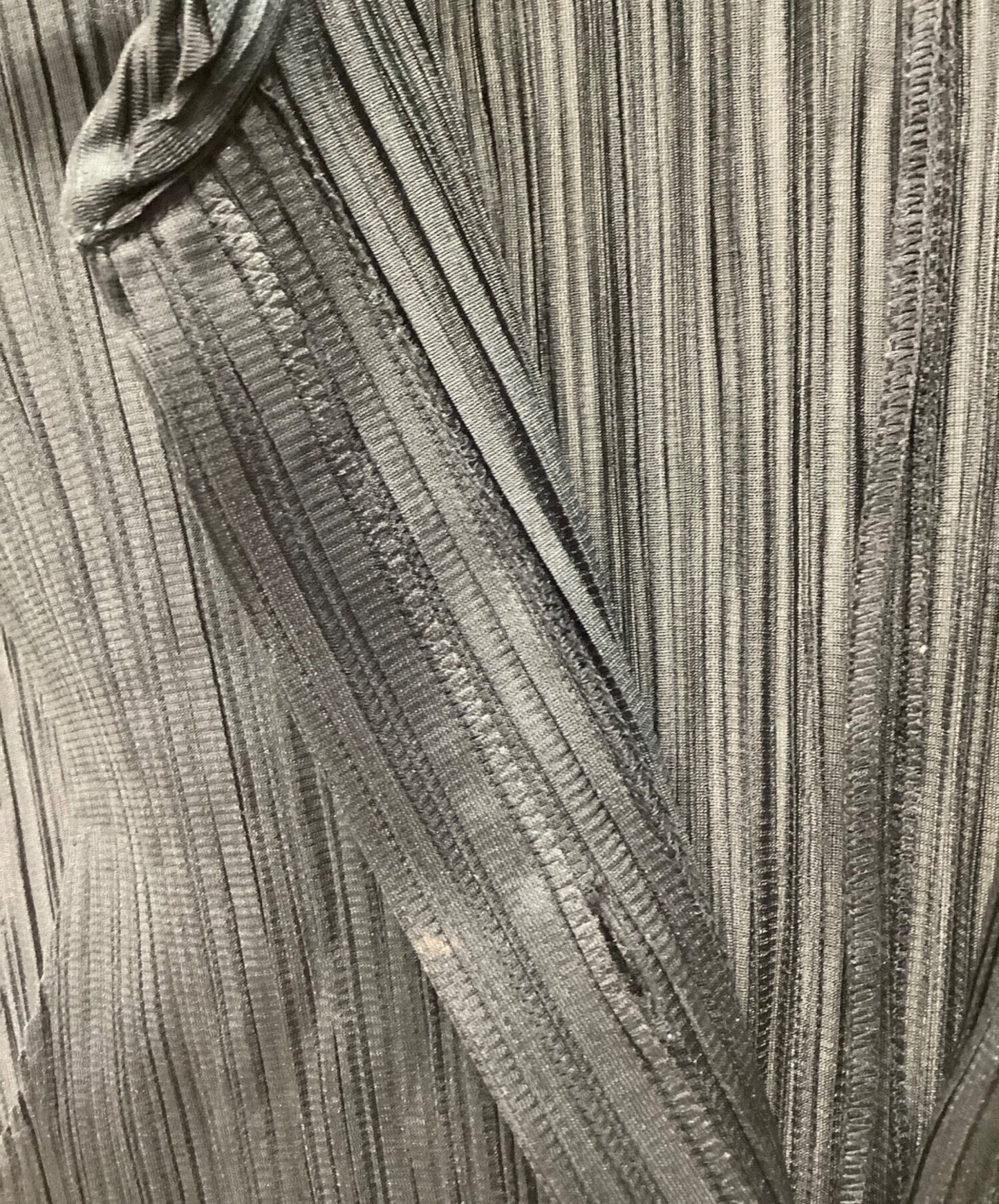 [Pre-owned] PLEATS PLEASE sleeveless blouse