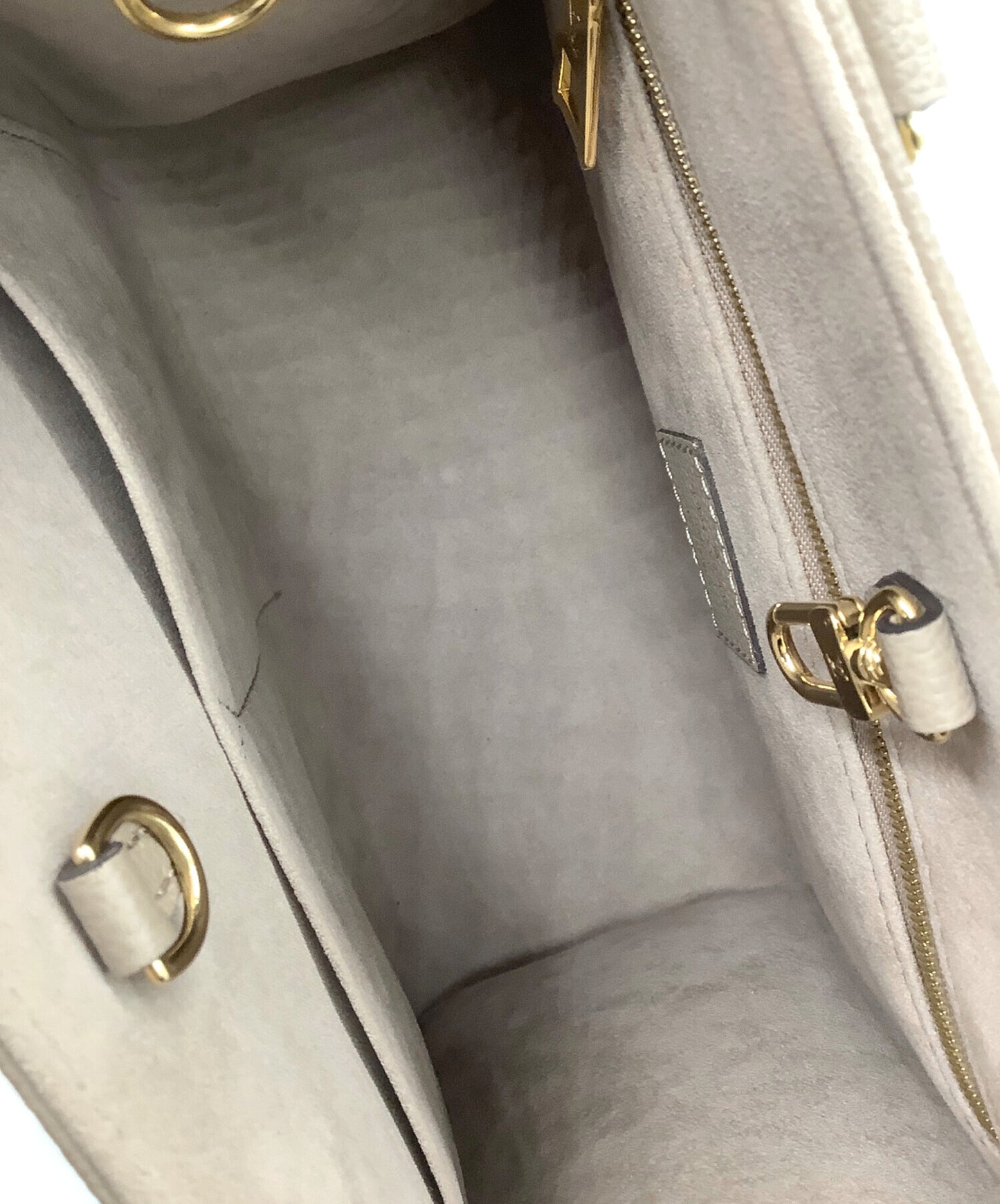 [Pre-owned] LOUIS VUITTON On the Go PM Monogram Ampliant M45779