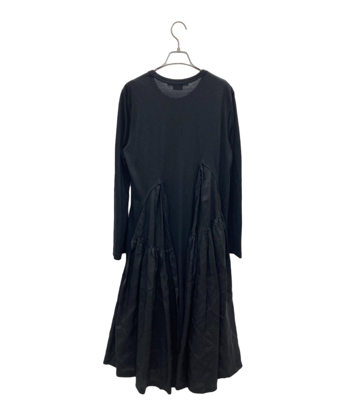 [Pre-owned] COMME des GARCONS COMME des GARCONS one-piece dress with a switched shoulder RJ-T001