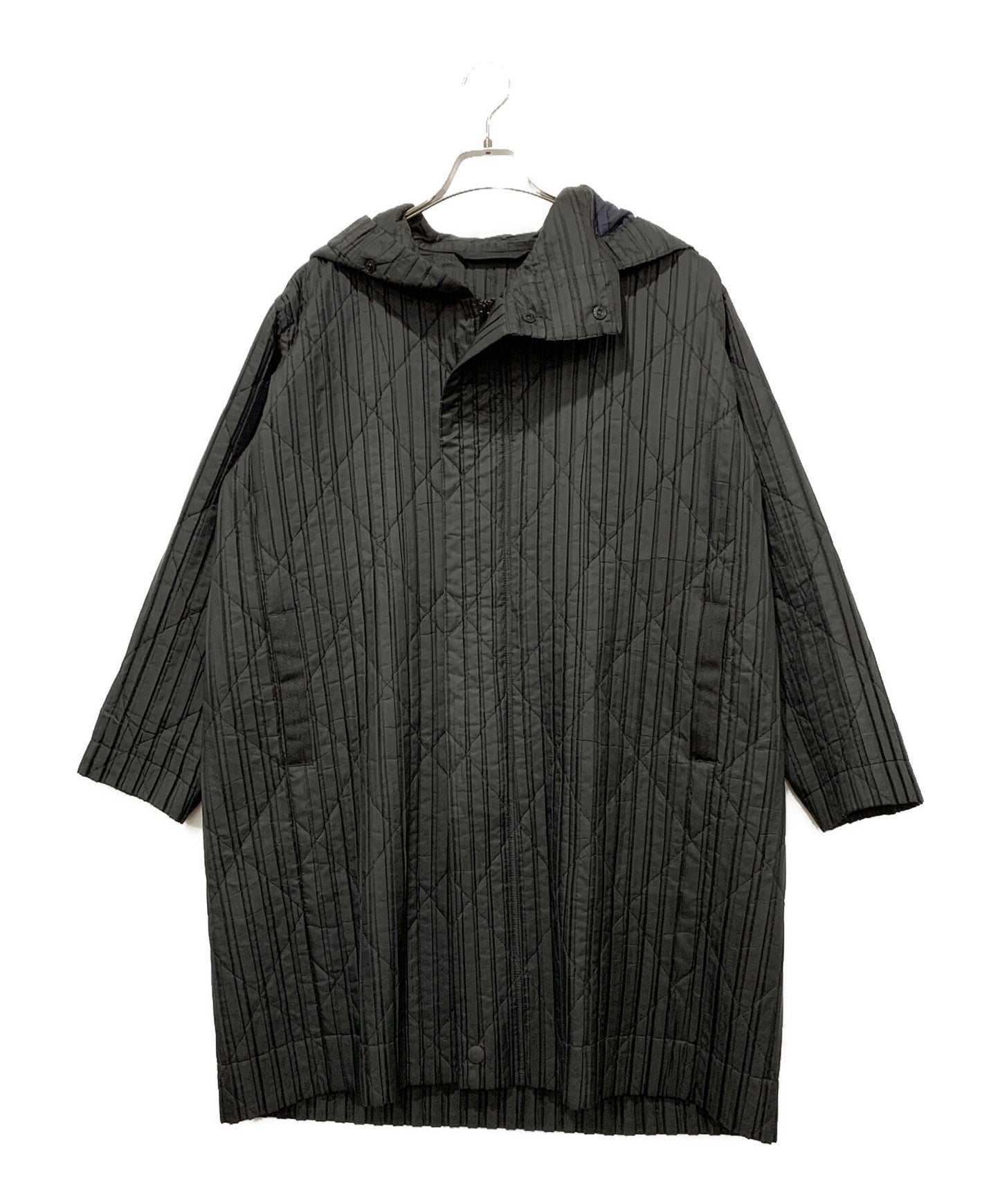 [Pre-owned] HOMME PLISSE ISSEY MIYAKE Hooded pleated coat HP83FA027
