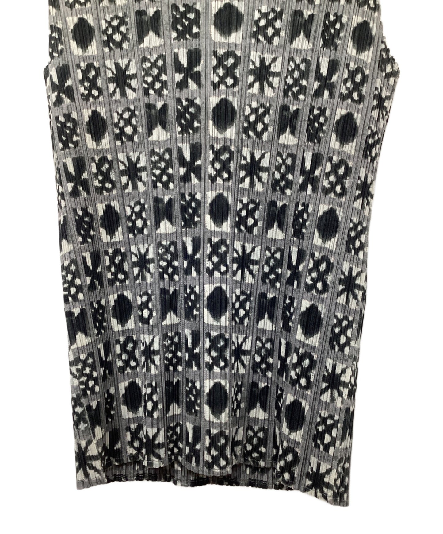 [Pre-owned] PLEATS PLEASE sleeveless blouse PP94-JK600