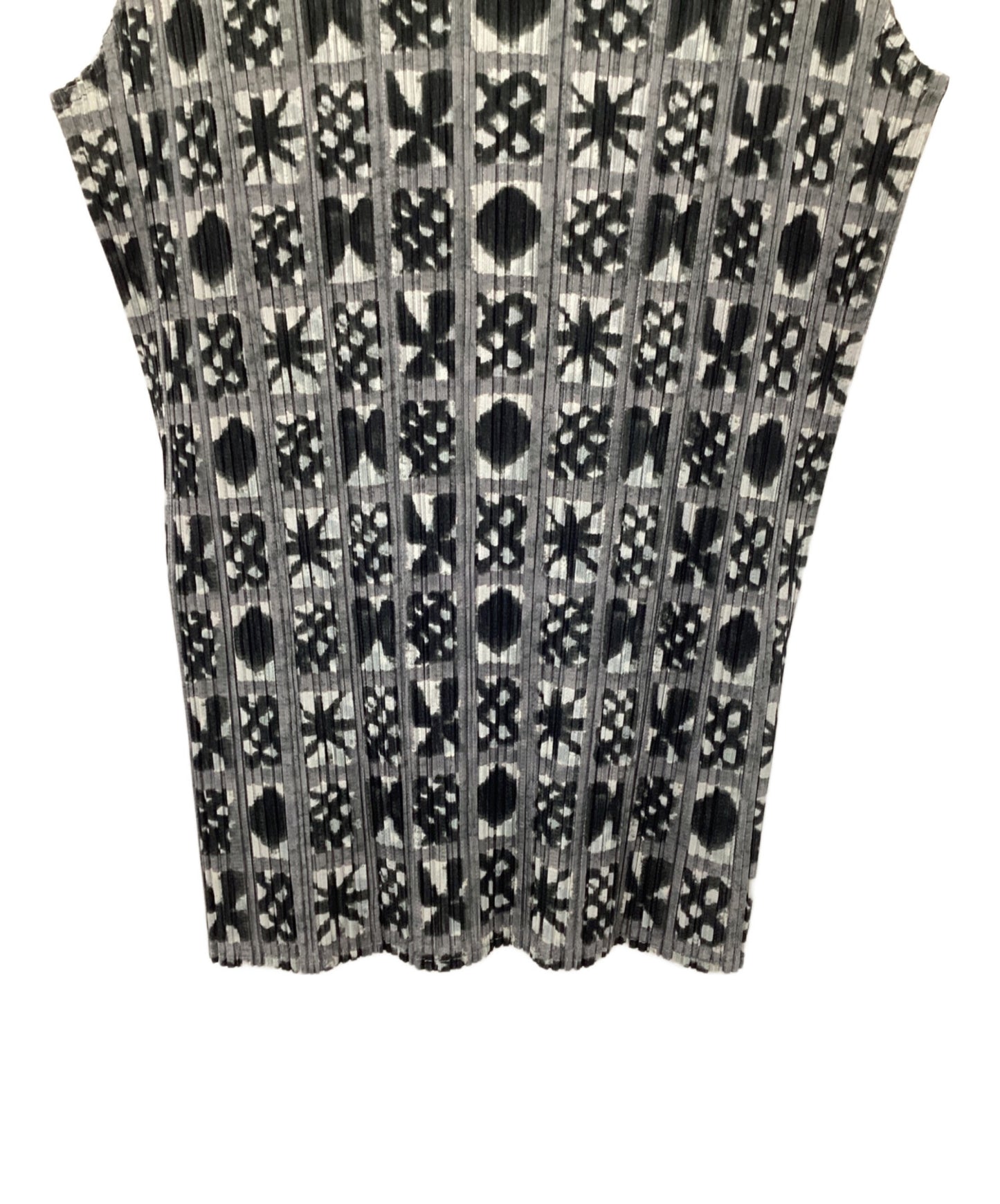 [Pre-owned] PLEATS PLEASE sleeveless blouse PP94-JK600