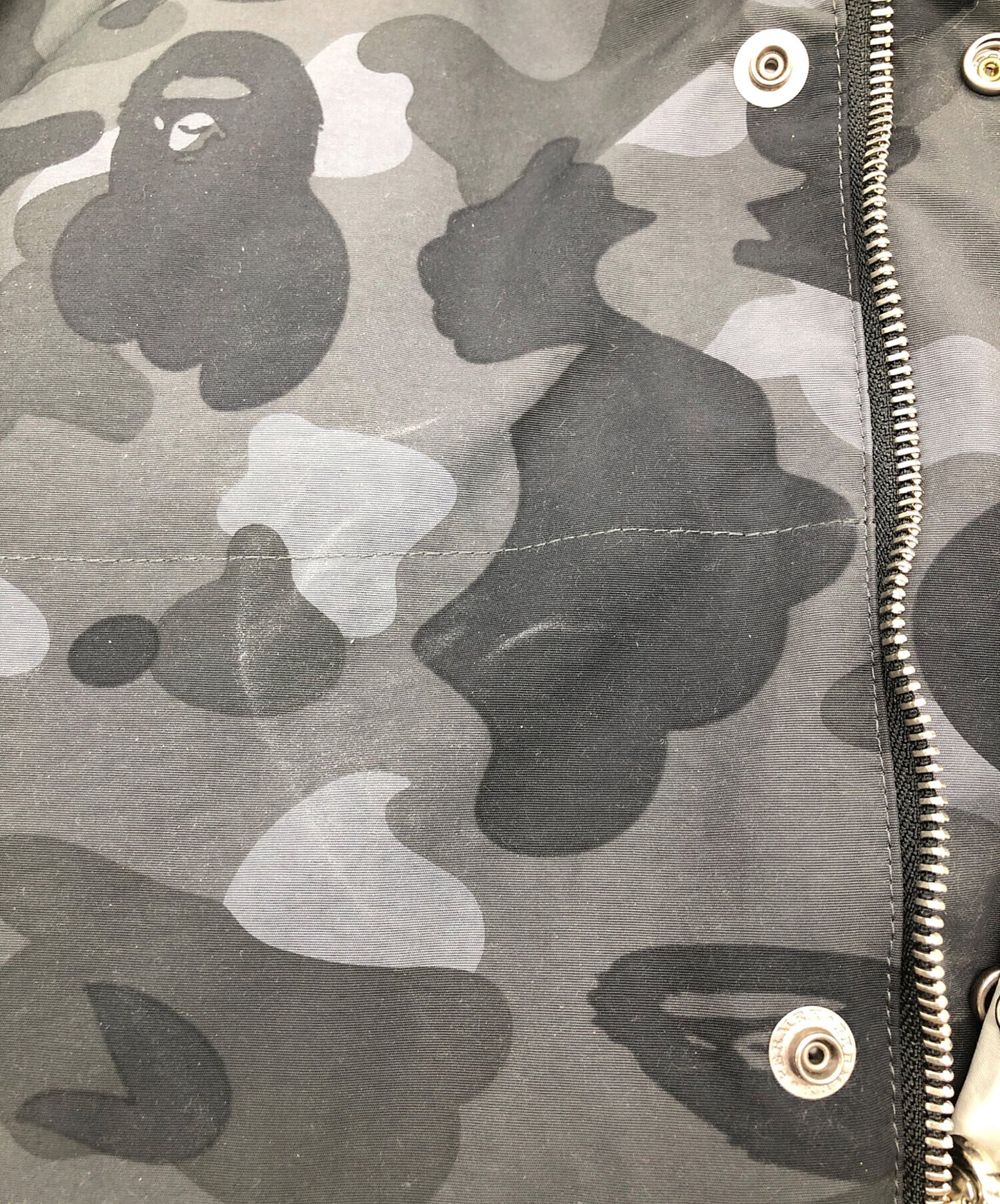 [Pre-owned] A BATHING APE Reversible Down Jacket