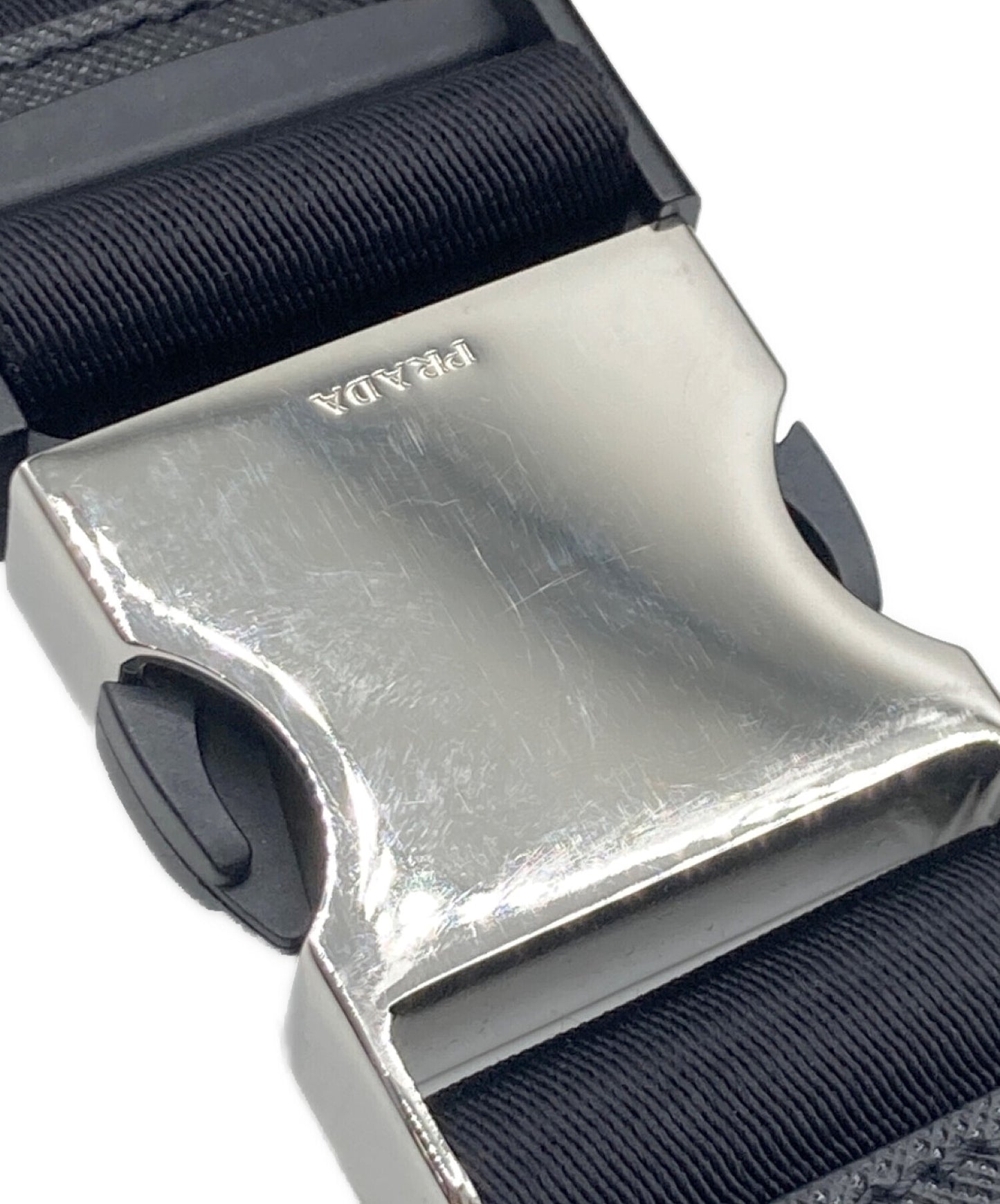 [Pre-owned] PRADA PRADA Re-Nylon x Saffiano leather belt bag 2VL977