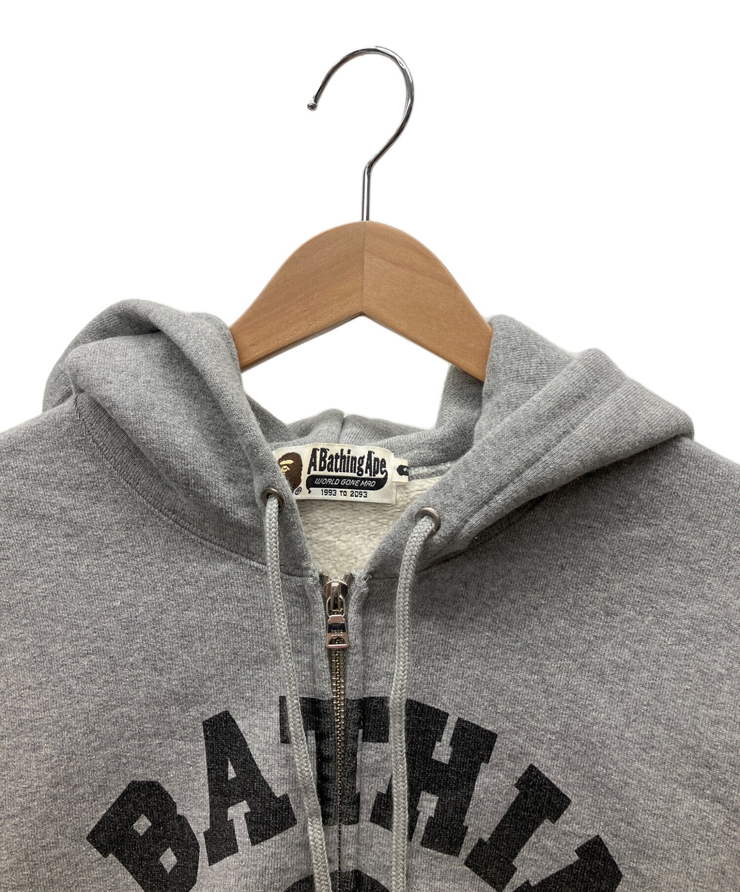 [Pre-owned] A BATHING APE zip hoodie 1930-115-002