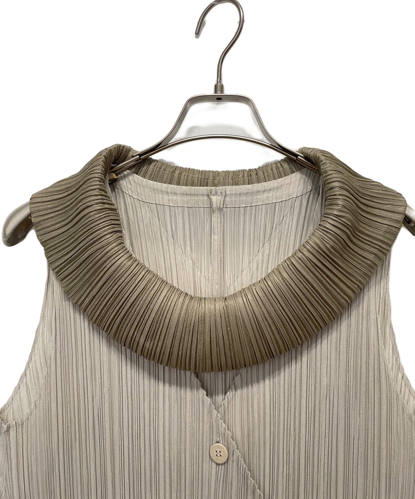 [Pre-owned] PLEATS PLEASE variable vest PP83-JD421