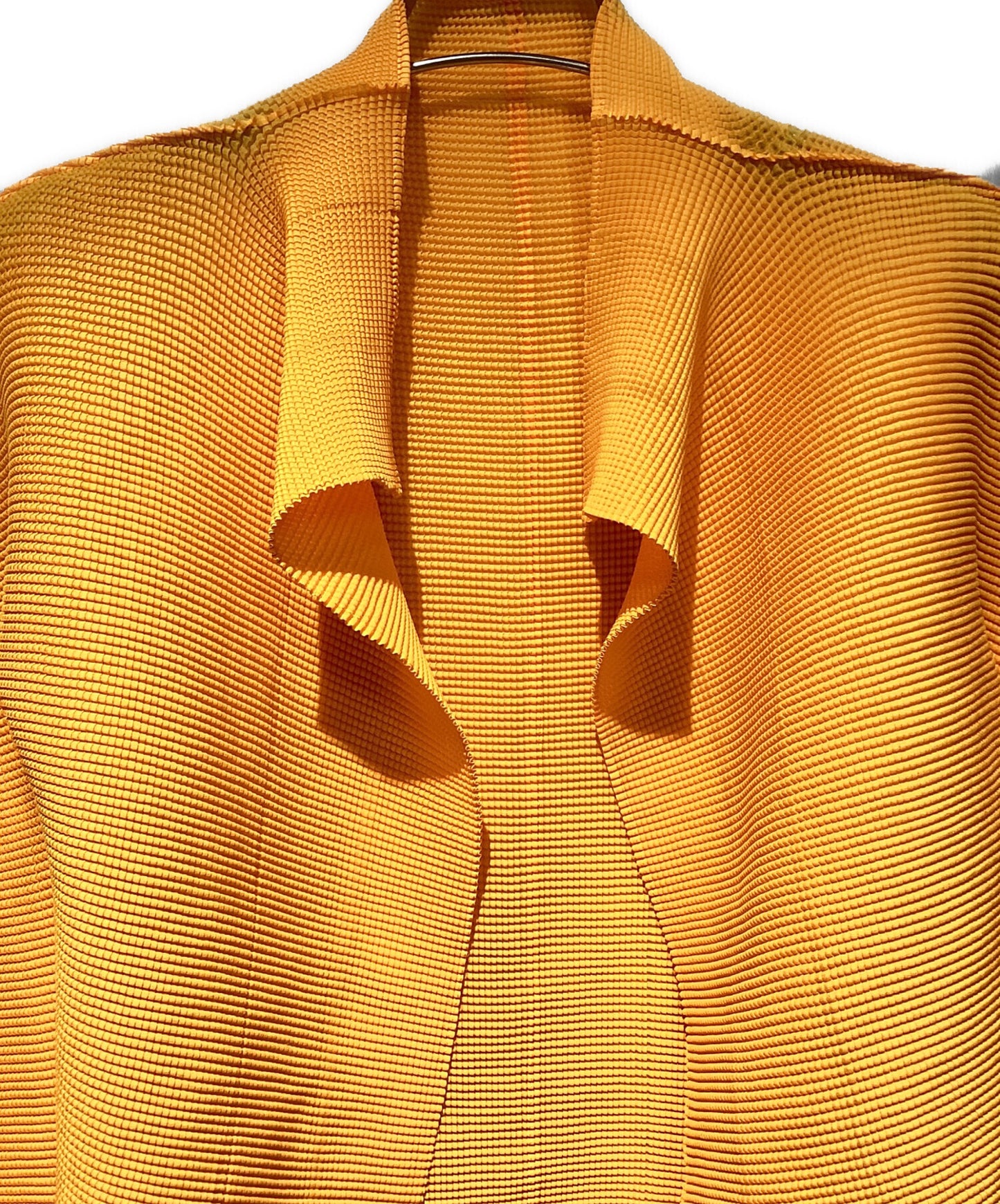 [Pre-owned] me ISSEY MIYAKE pleated cardigan MI31FO311