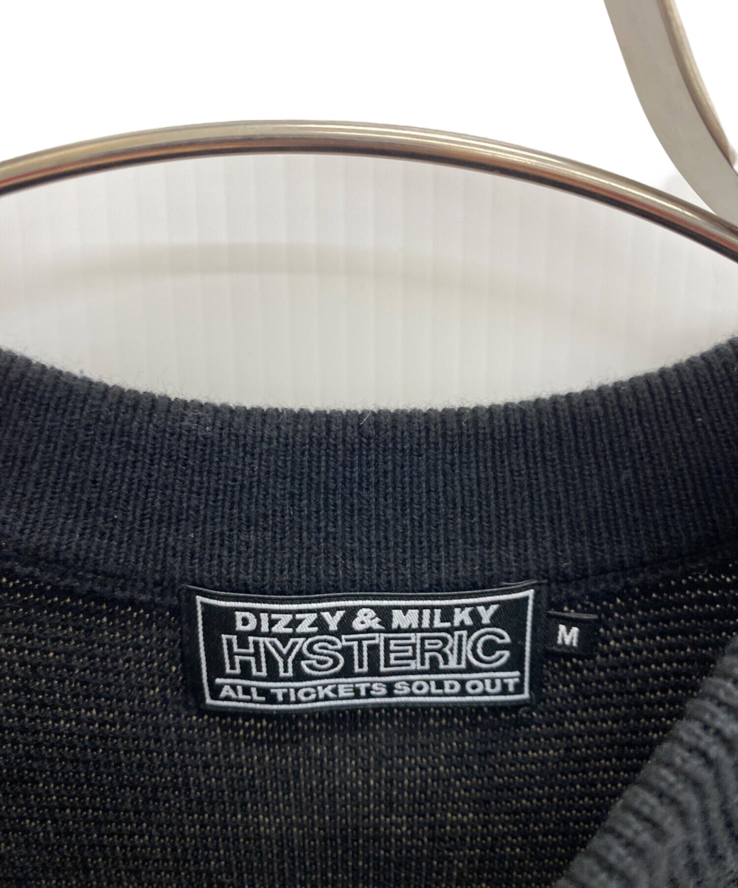 [Pre-owned] Hysteric Glamour GIRL badge sweater 02233NS05