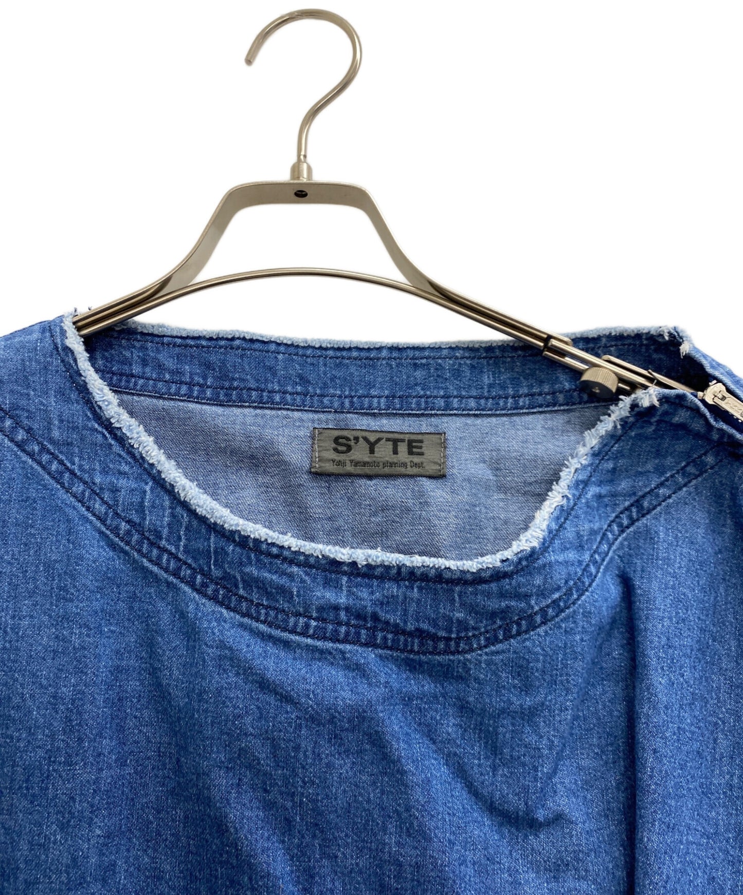 [Pre-owned] s'yte 8OZ DENIM OPEN-SHOULDER SHIRT UI-B26-007