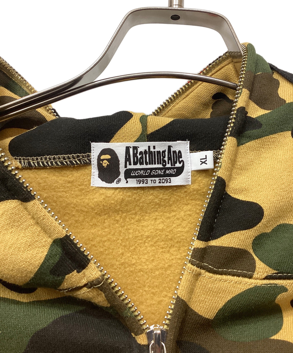 [Pre-owned] A BATHING APE 1st Camo Shark Full Zip Hoodie 001zpj801009m
