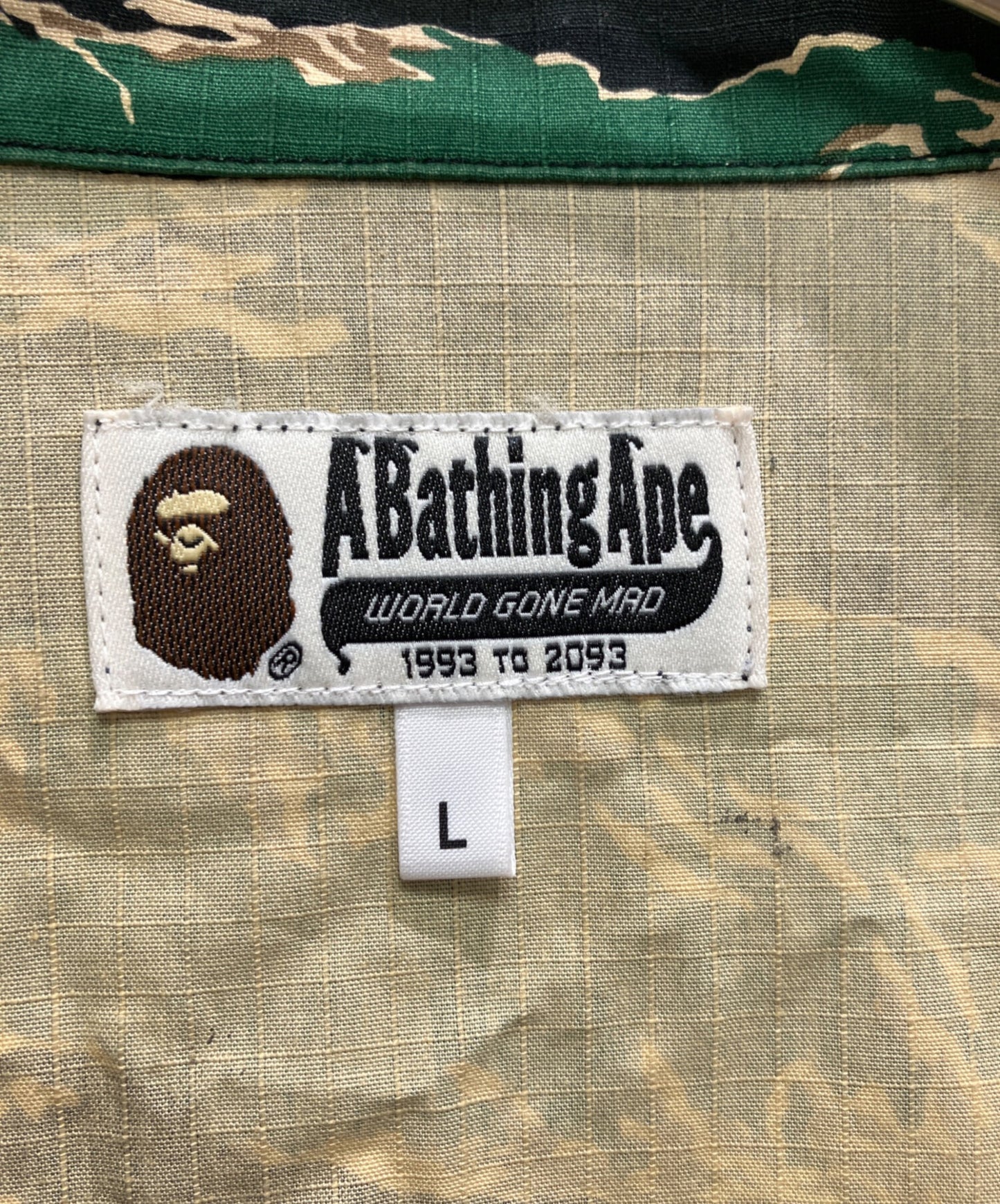 [Pre-owned] A BATHING APE military shirt 001SHD301025X