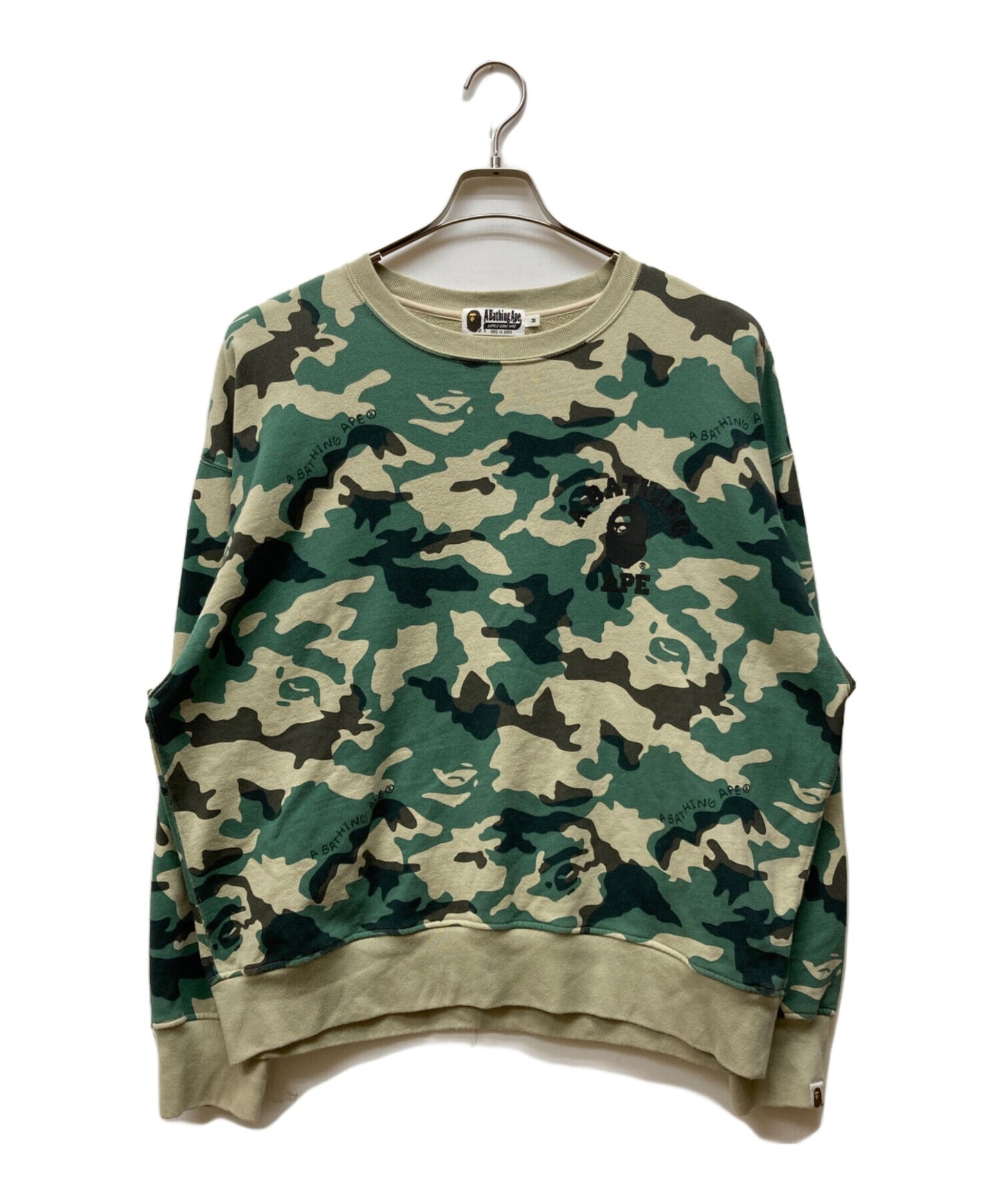 [Pre-owned] A BATHING APE Woodland Camo Loose Fit Crewneck 001SWJ301011M