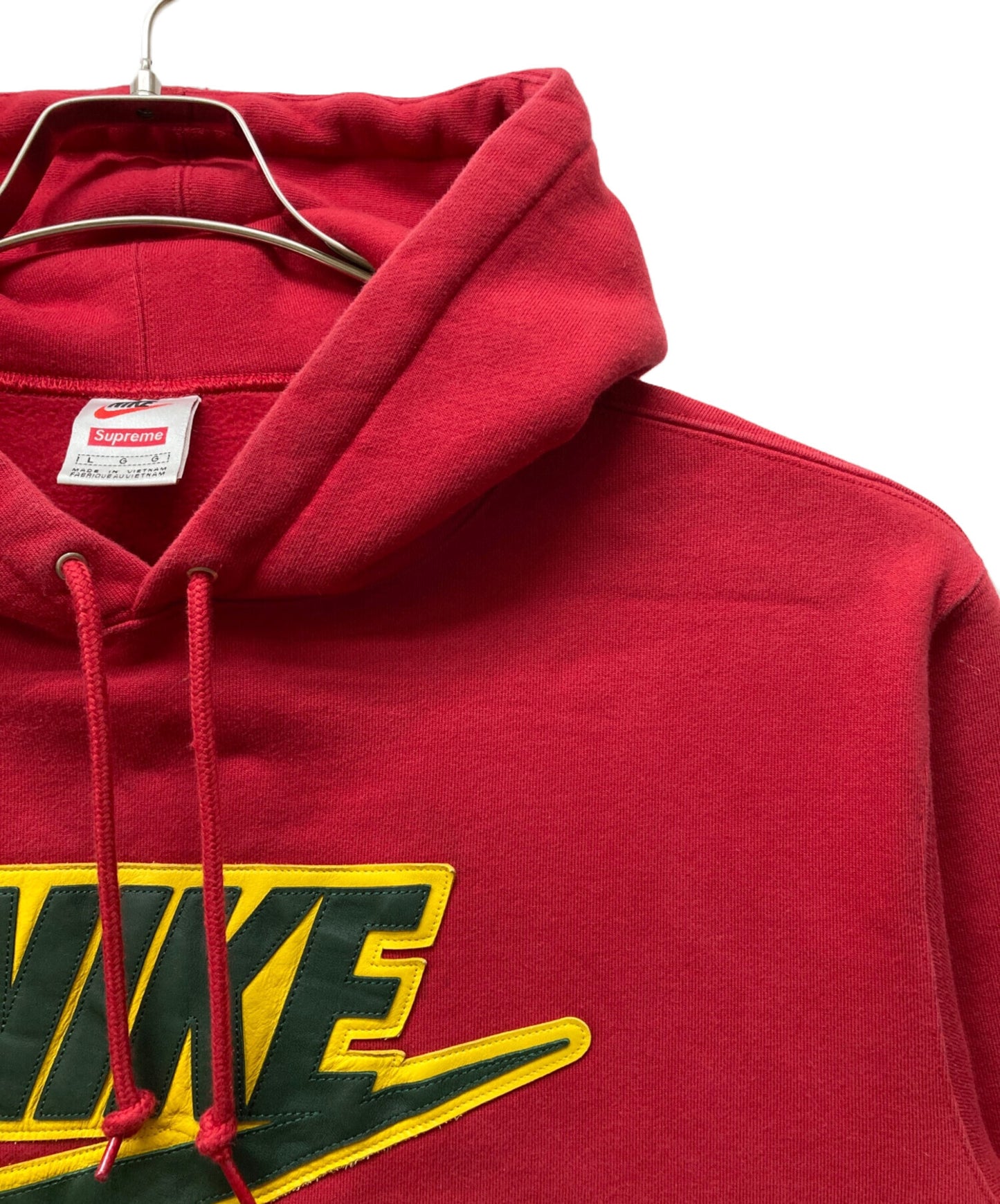 [Pre-owned] SUPREME 19FW Leather Applique Hooded Sweatshirt CK6225-687