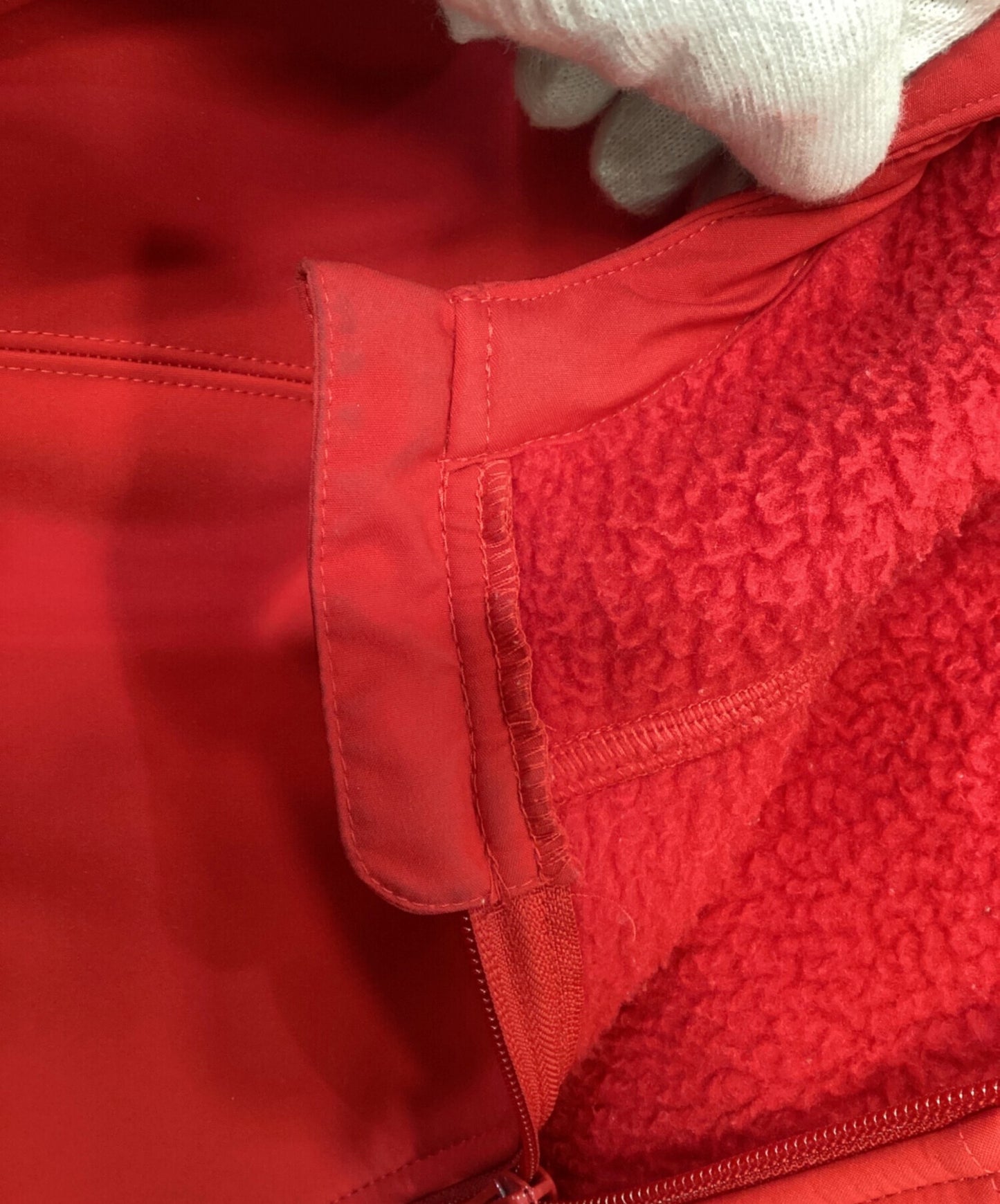 [Pre-owned] SUPREME WINDSTOPPER Zip Up Hooded FW22 Jacket