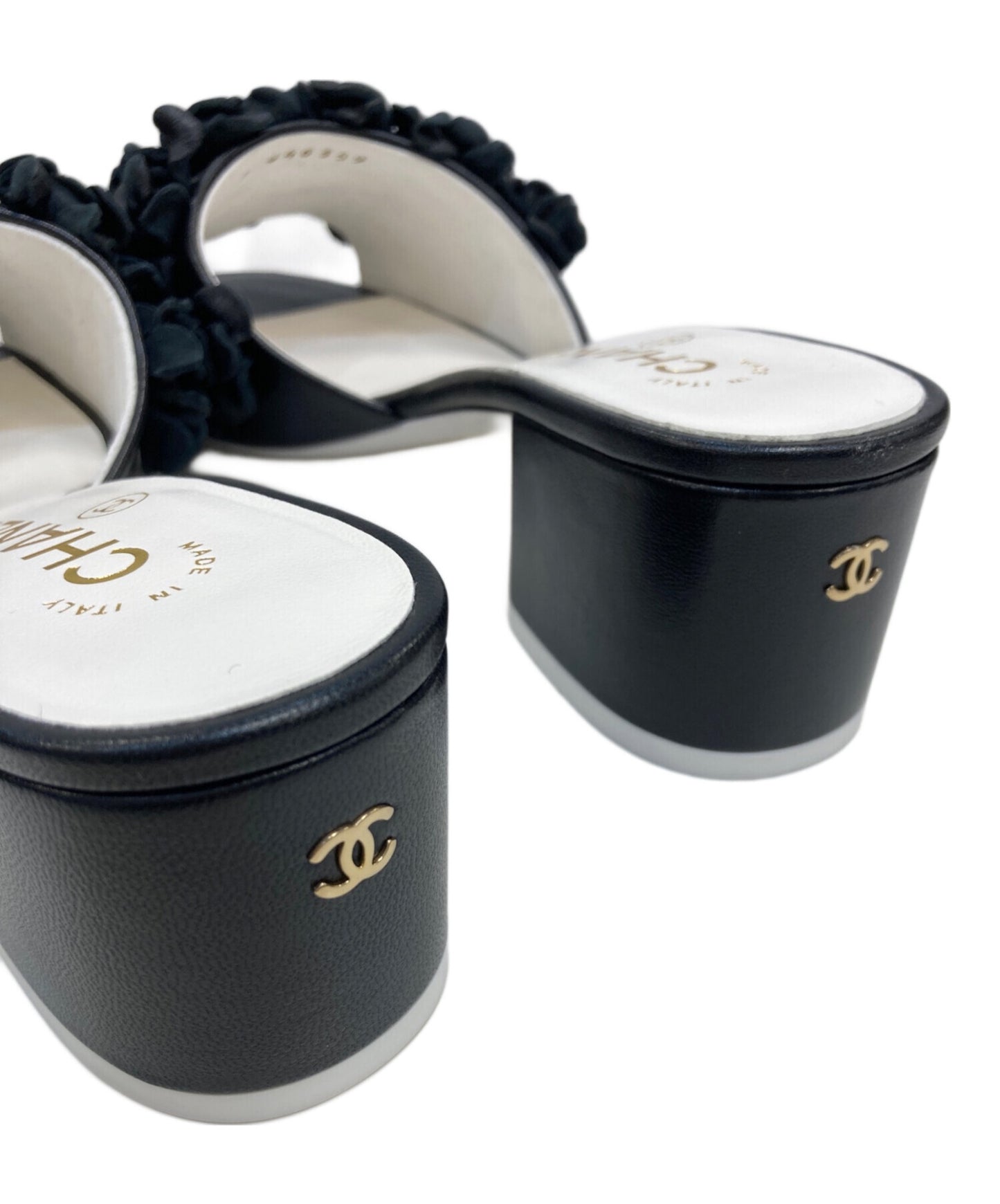 [Pre-owned] CHANEL Leather flower motif heeled sandals G46359