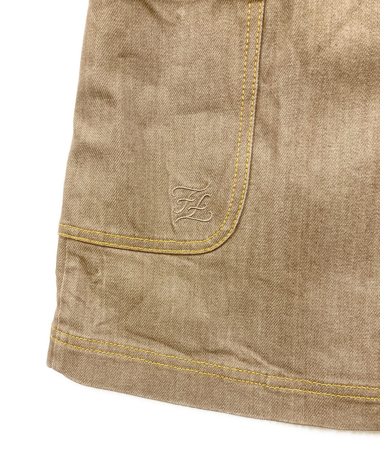 [Pre-owned] FENDI Mini Skirt with Gold-Toned Buttons 12CPF-19-1705