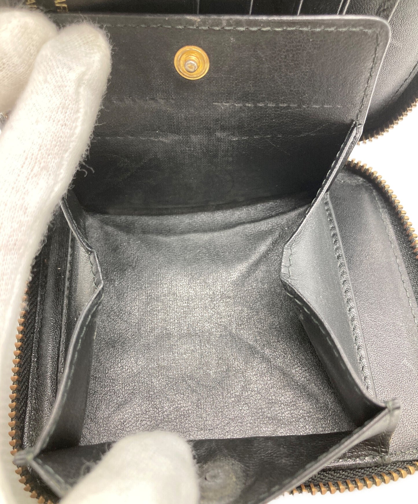 [Pre-owned] COMME des GARCONS EMMBOSSED LOGOTYPE 1 WALLET