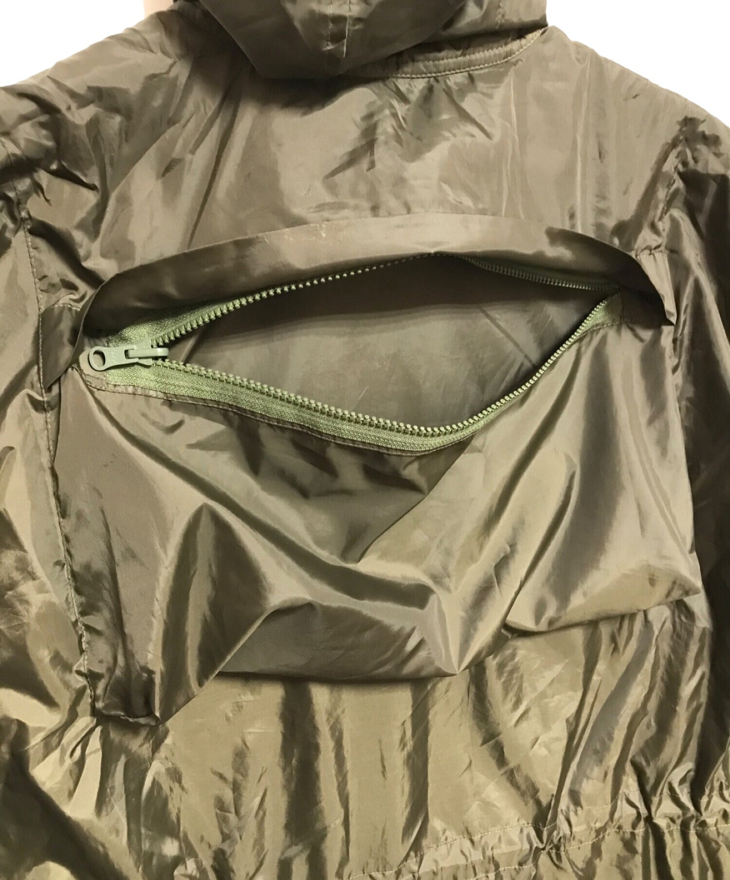 [Pre-owned] ISSEY MIYAKE Hooded Drawcord Poly Coat PL84-FA700