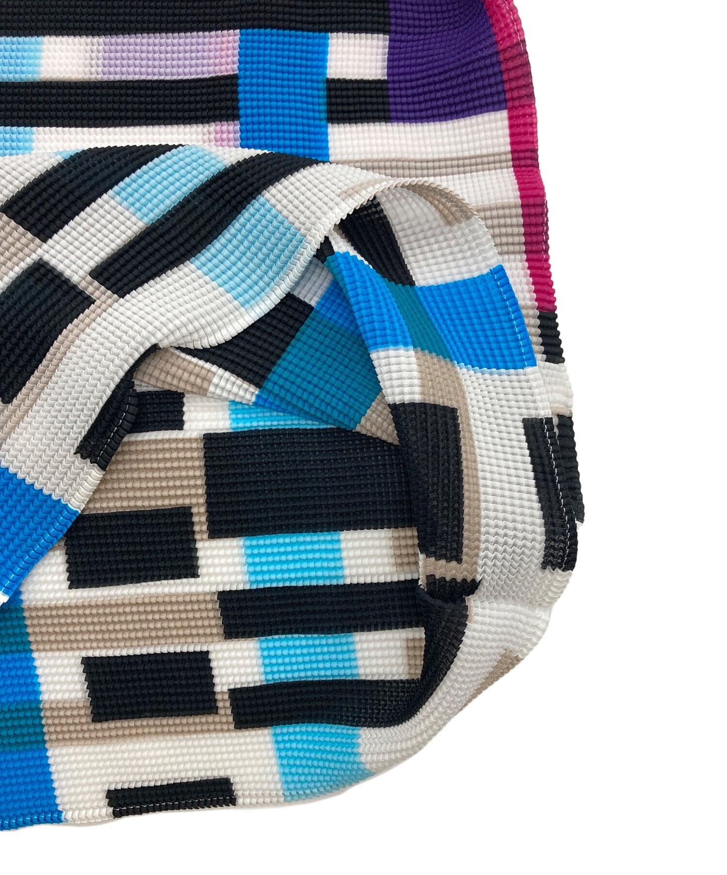 [Pre-owned] me ISSEY MIYAKE pleated knit MI81FJ311