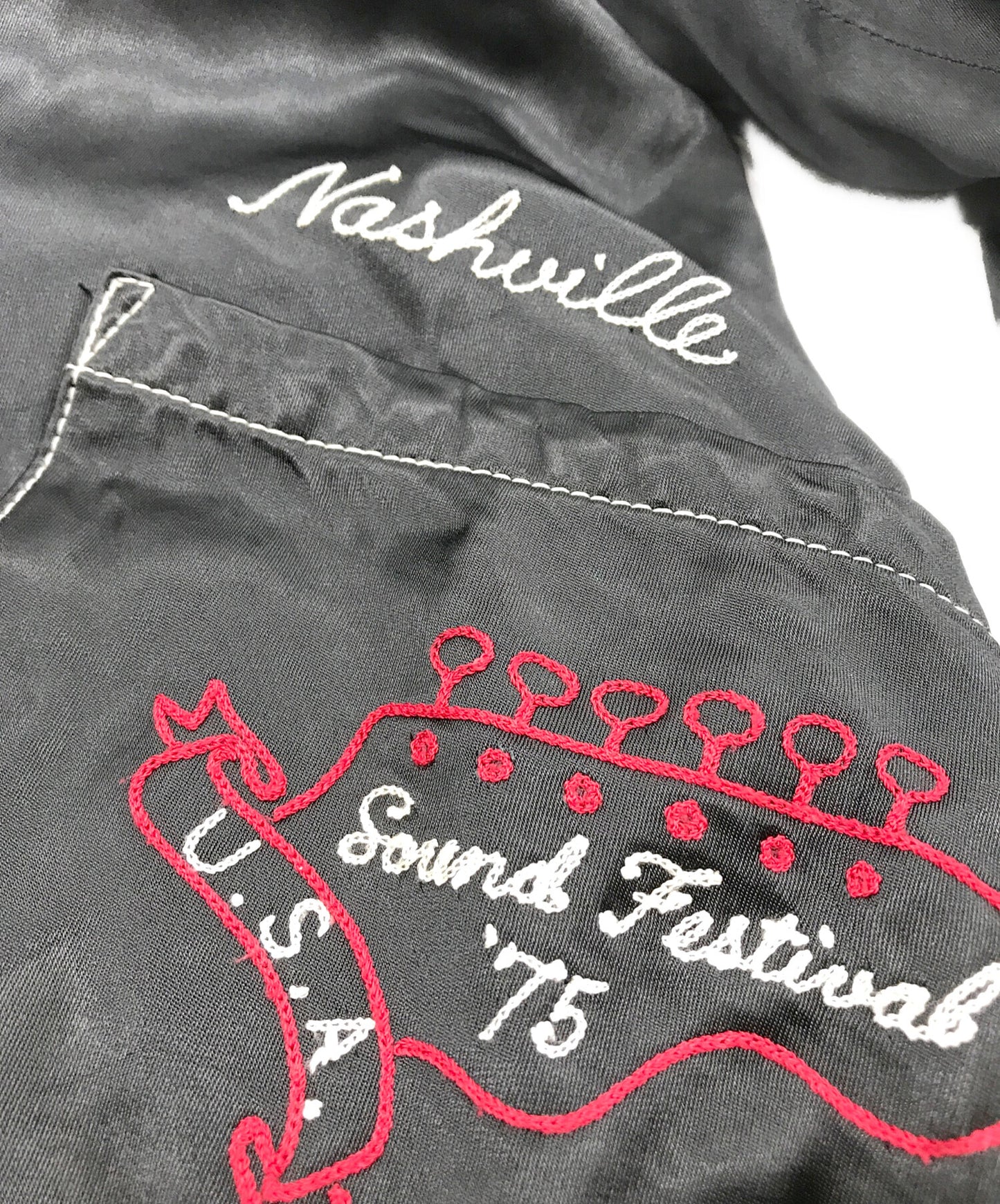 [Pre-owned] Hysteric Glamour satin and embroidered version of a stadium jumper 0153AB14