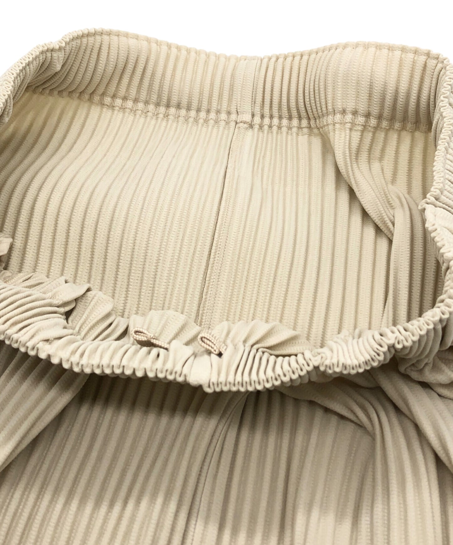 [Pre-owned] HOMME PLISSE ISSEY MIYAKE pleated sarouel pants HP13JF132