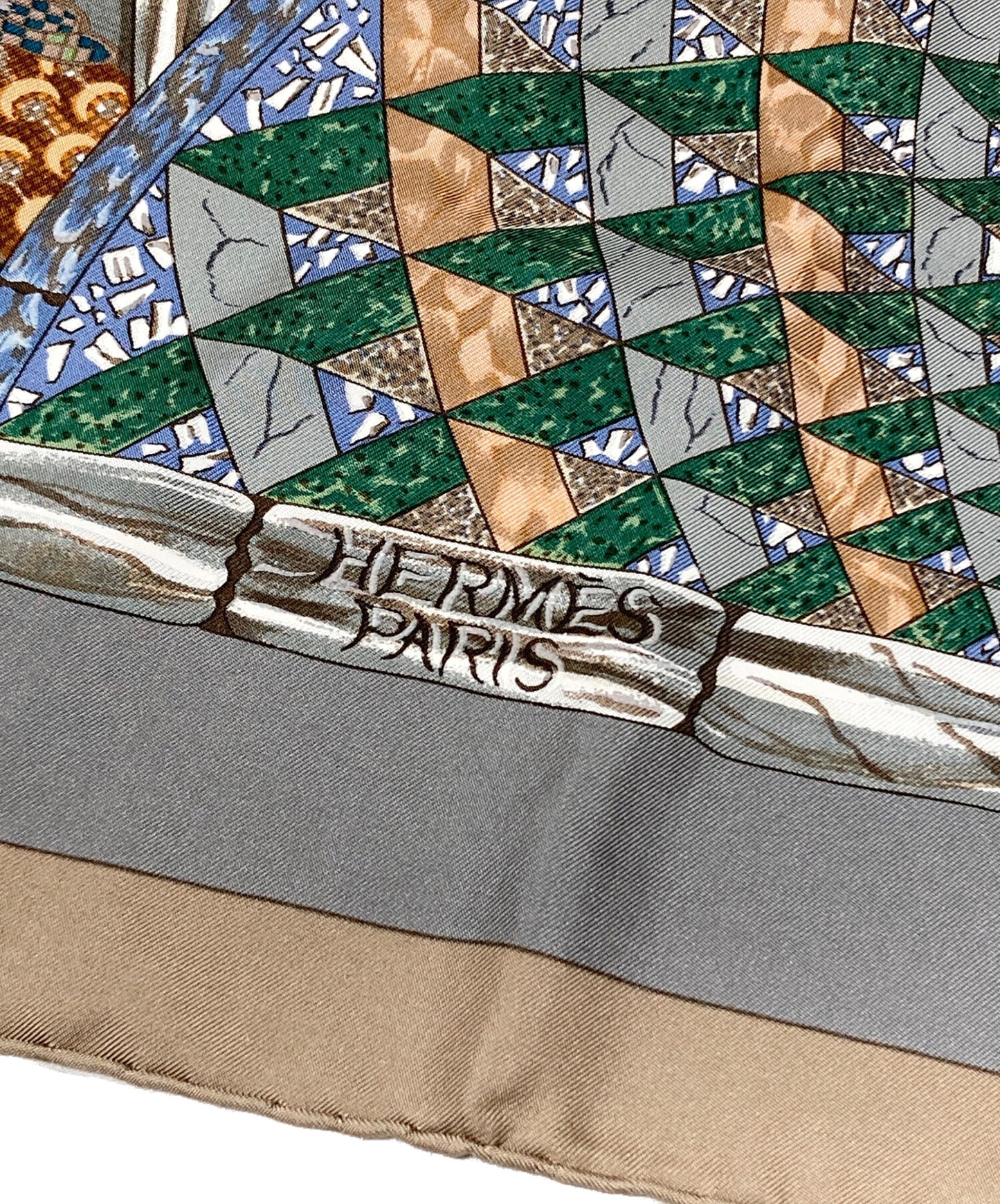 [Pre-owned] HERMES silk scarf