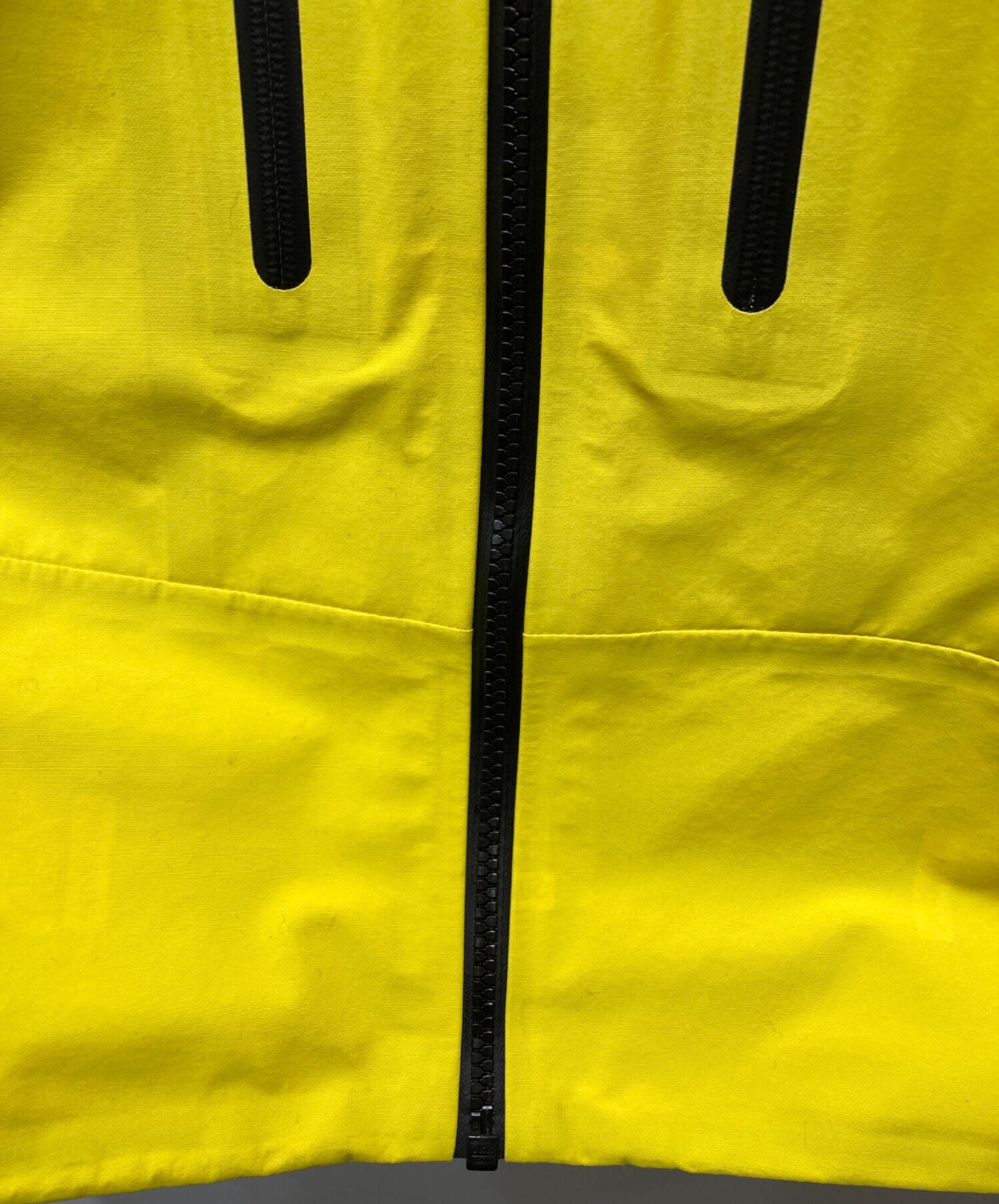 [Pre-owned] SUPREME Taped Seam Shell Jacket NP52207I 22AW NP52207I