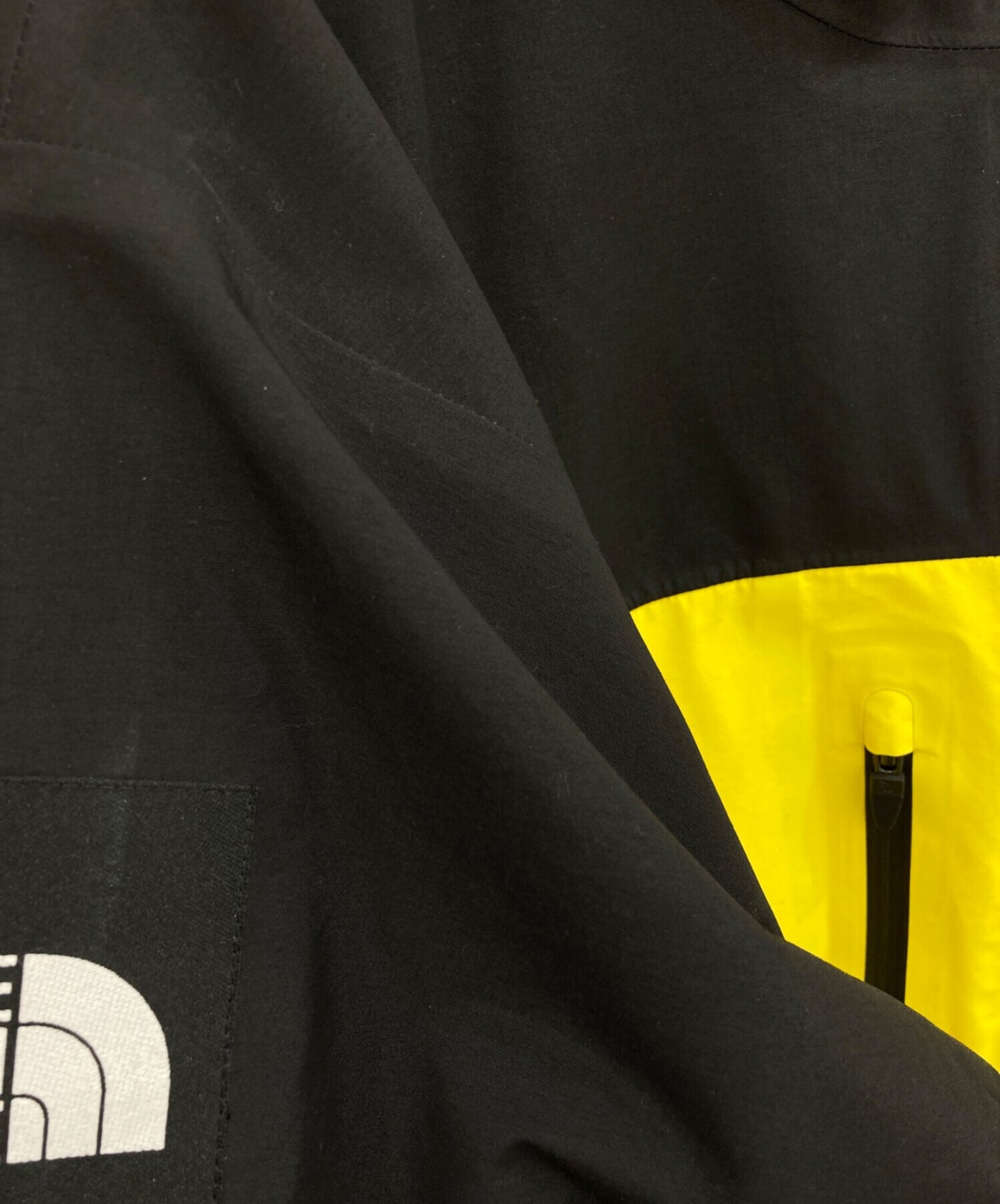 [Pre-owned] SUPREME Taped Seam Shell Jacket NP52207I 22AW NP52207I