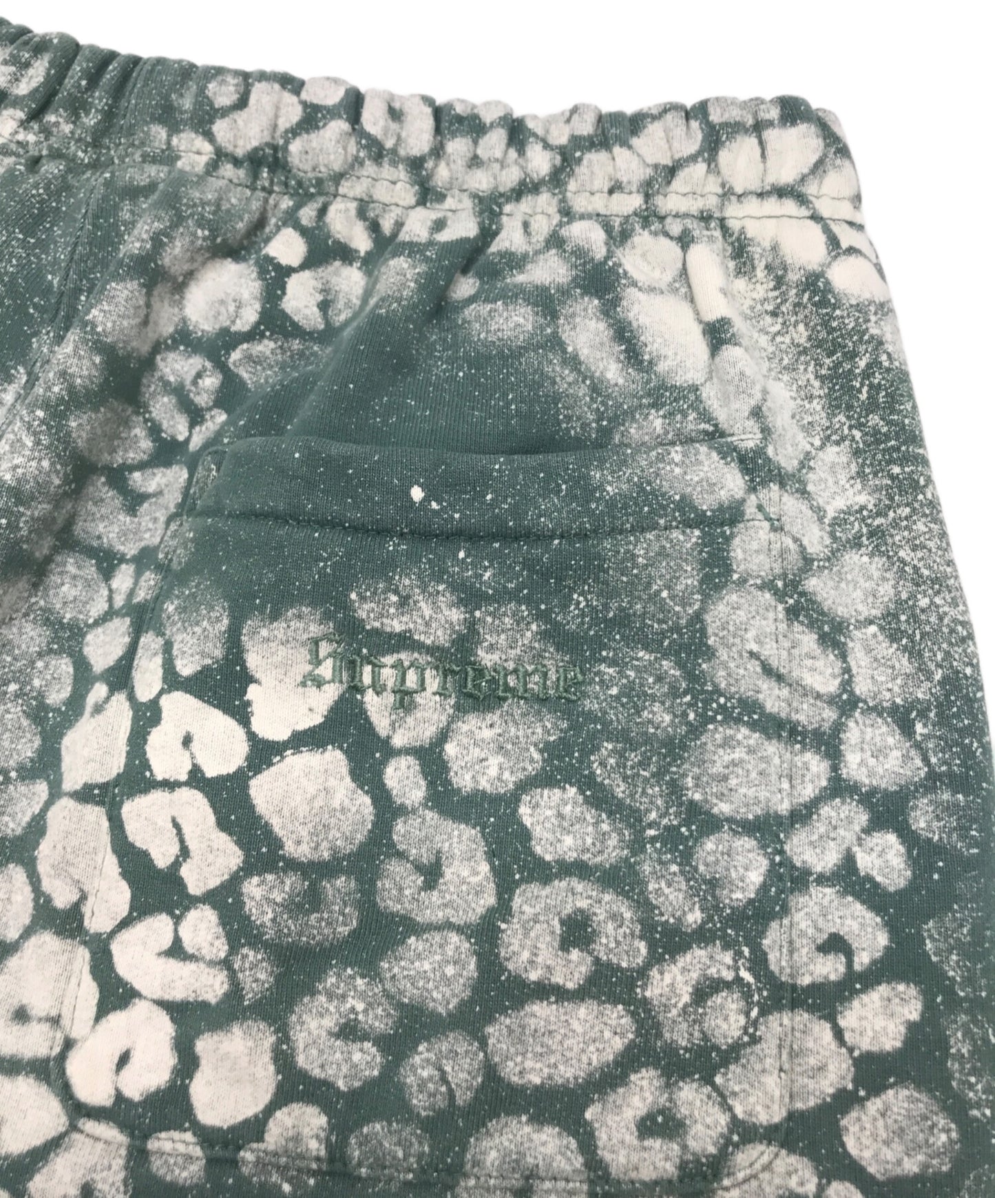 [Pre-owned] SUPREME bleached leopard sweatpant