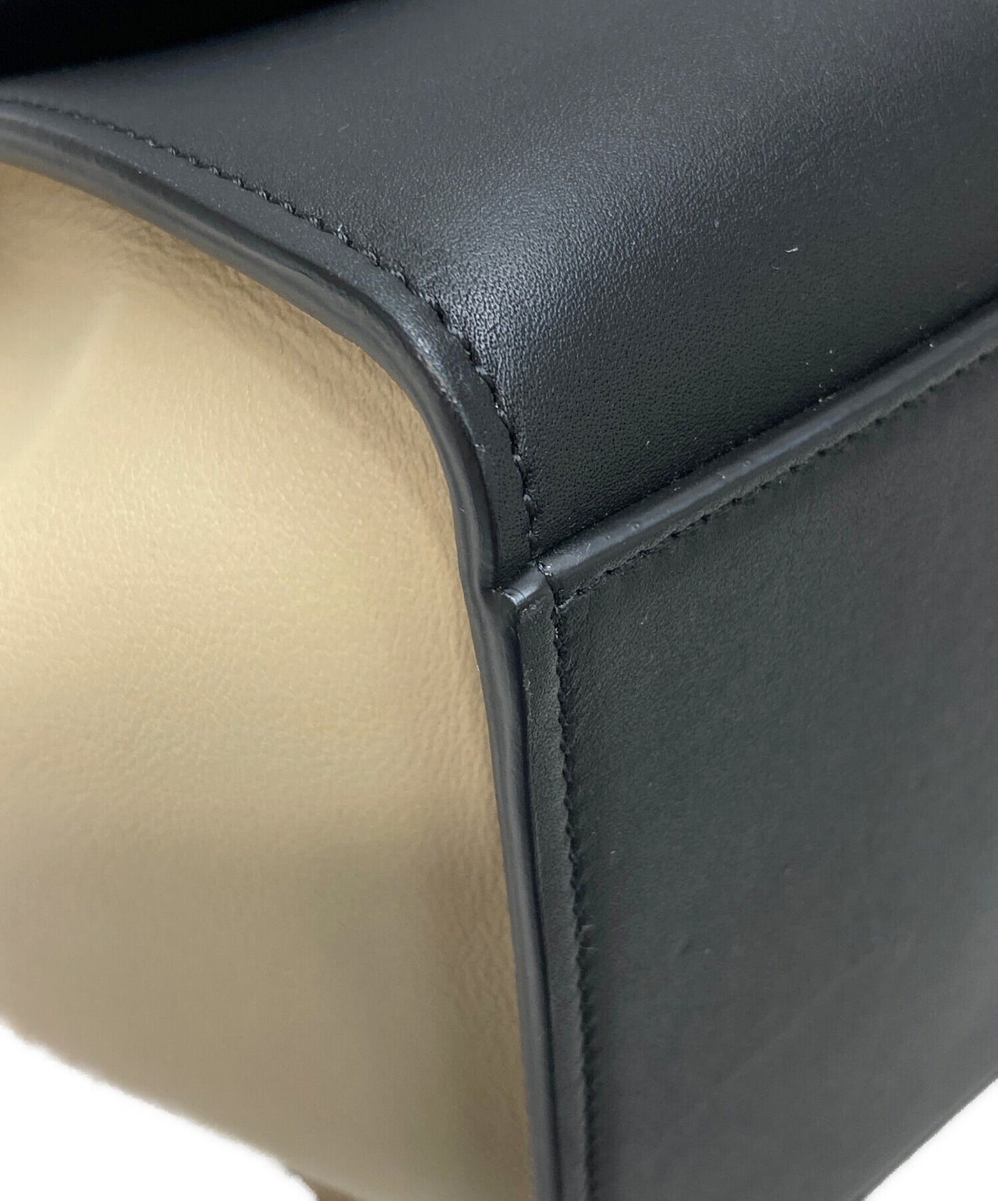 [Pre-owned] CELINE Trapeze Small 2WAY Bag 174683XDC.07IN