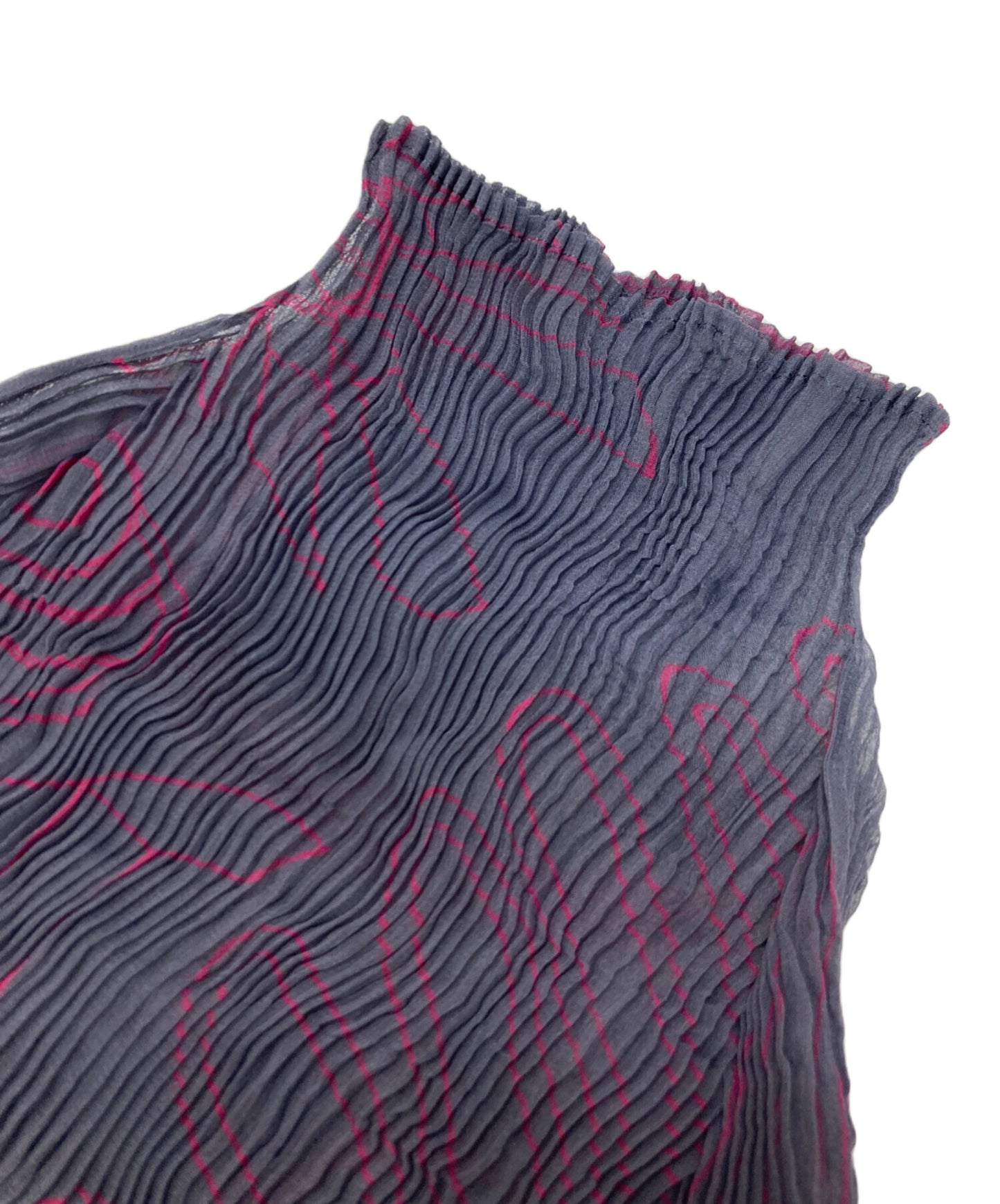 [Pre-owned] ISSEY MIYAKE FETE high-necked cut and sewn IF82FJ303