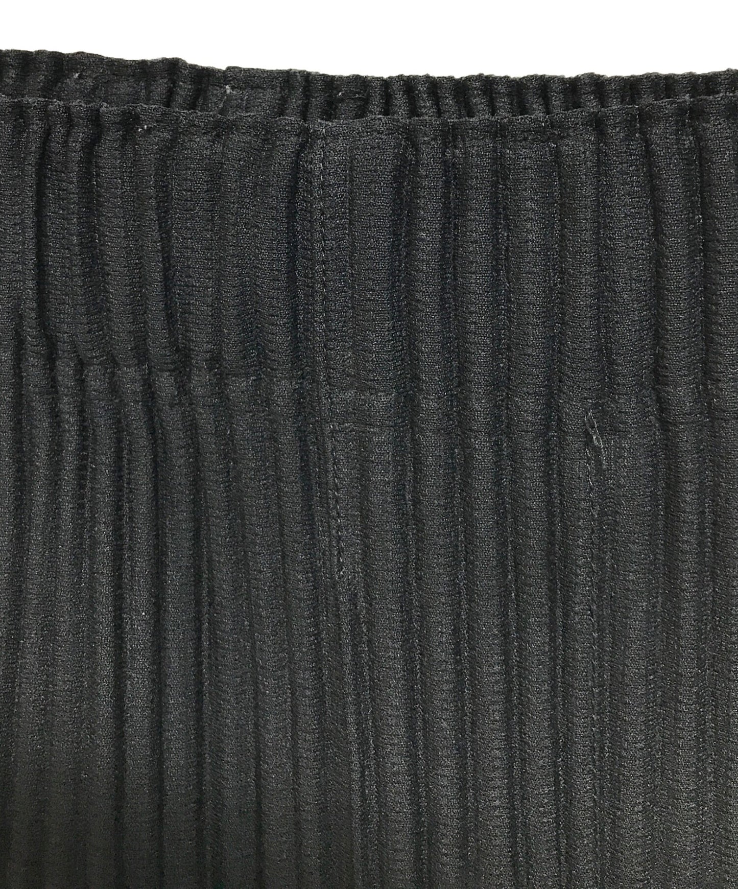 [Pre-owned] HOMME PLISSE ISSEY MIYAKE cropped pleats pants HP13JF131