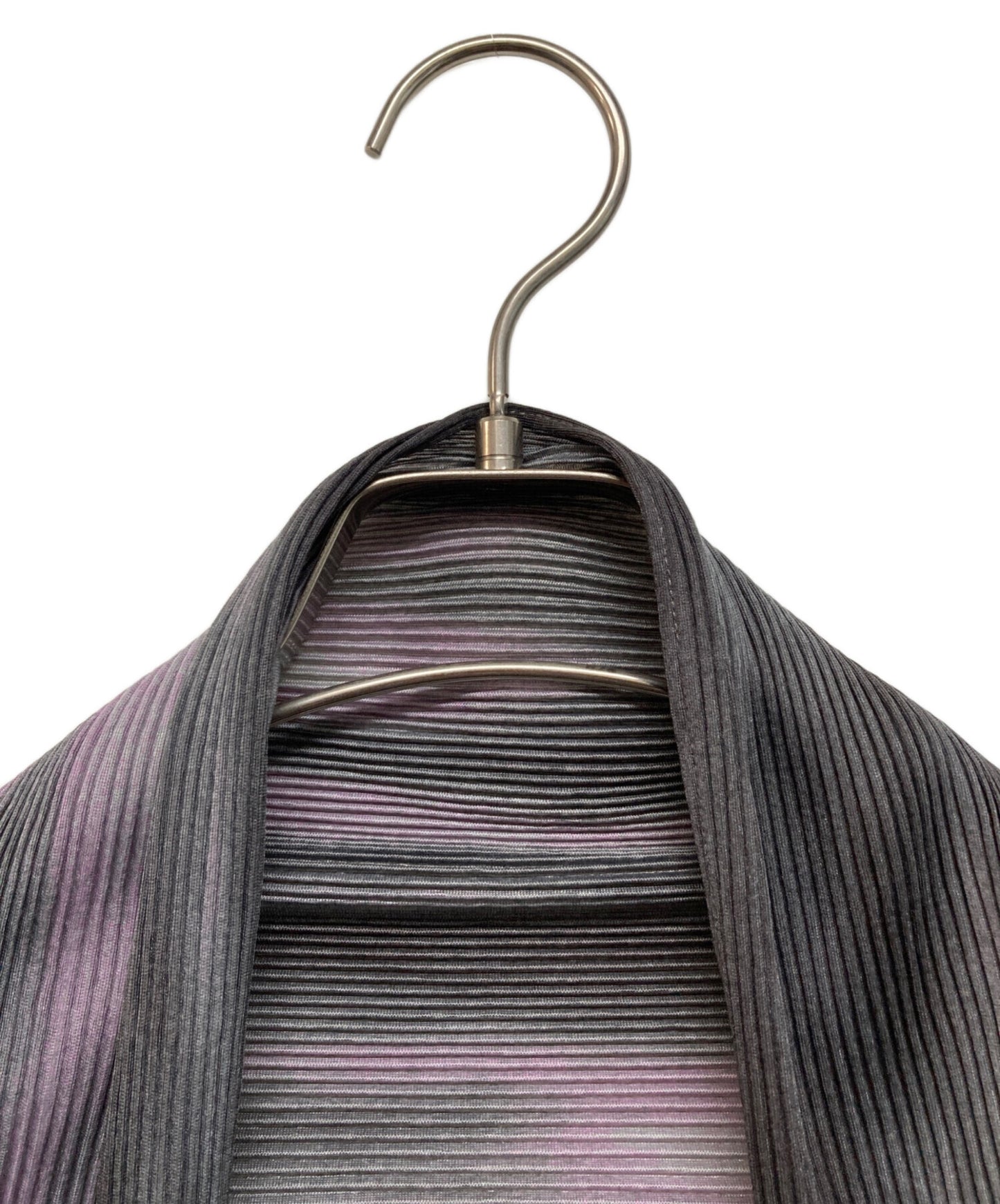 [Pre-owned] ISSEY MIYAKE FETE pleated cardigan IF64FD725