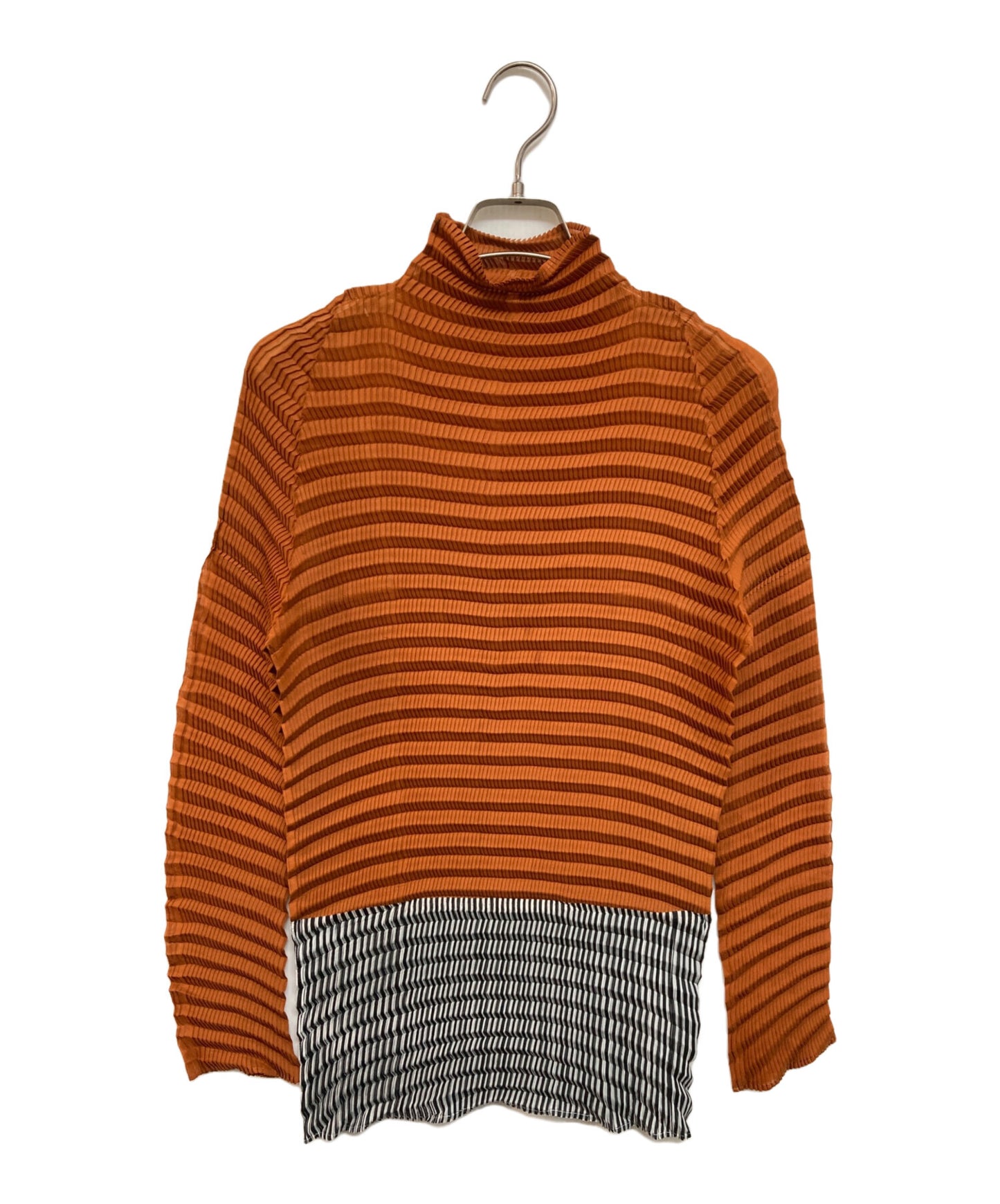 [Pre-owned] ISSEY MIYAKE Pleated cut and sewn IM44FJ640